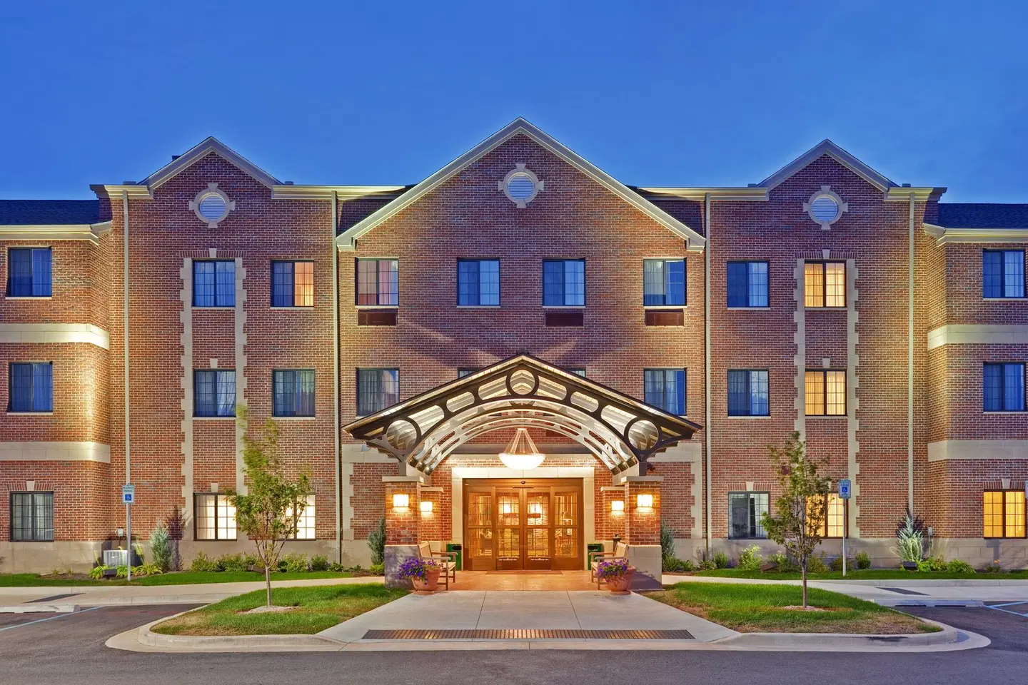 Staybridge Suites Indianapolis-Carmel by IHG EXTERIOR