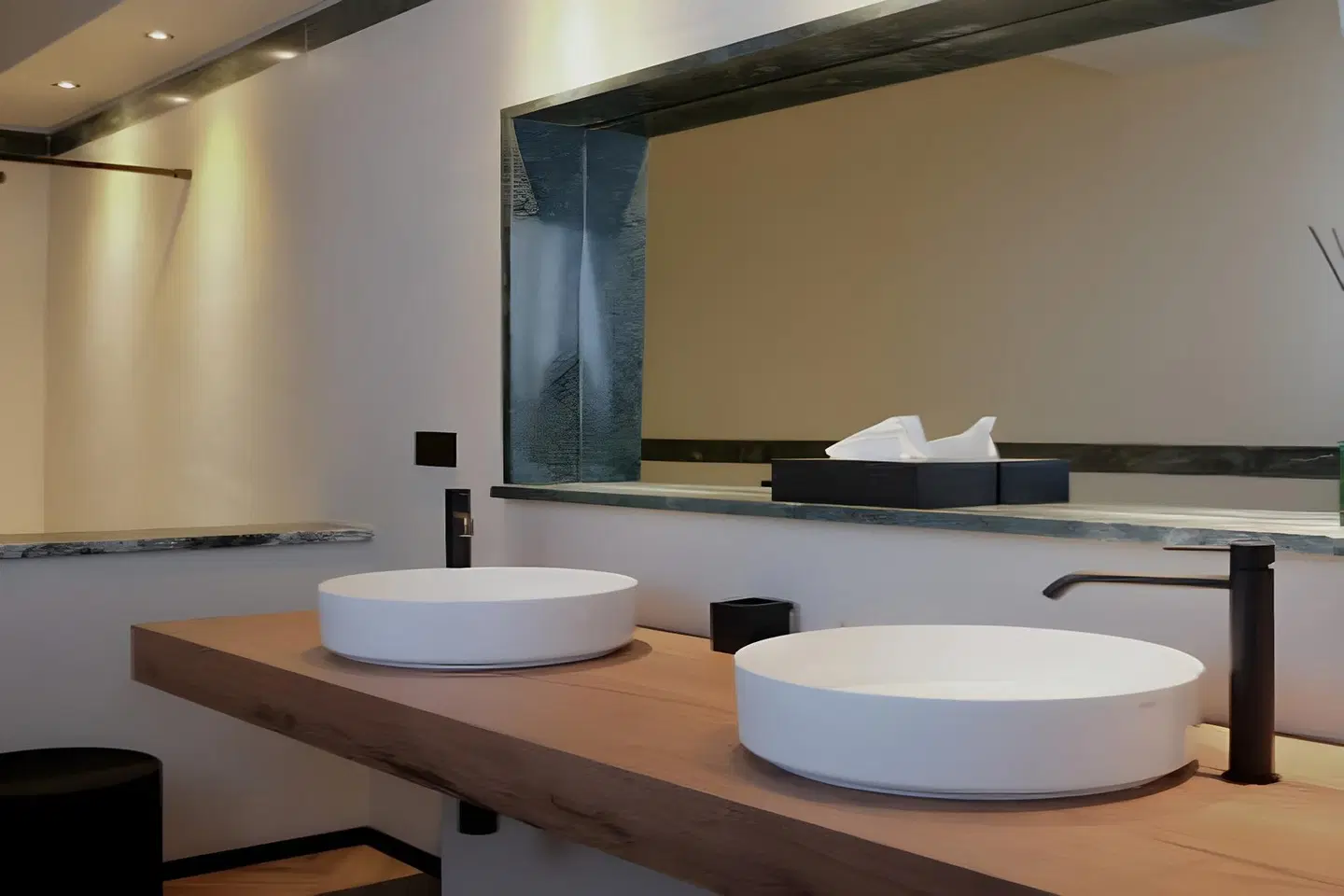 Panoramic Hotel Plaza Badezimmer