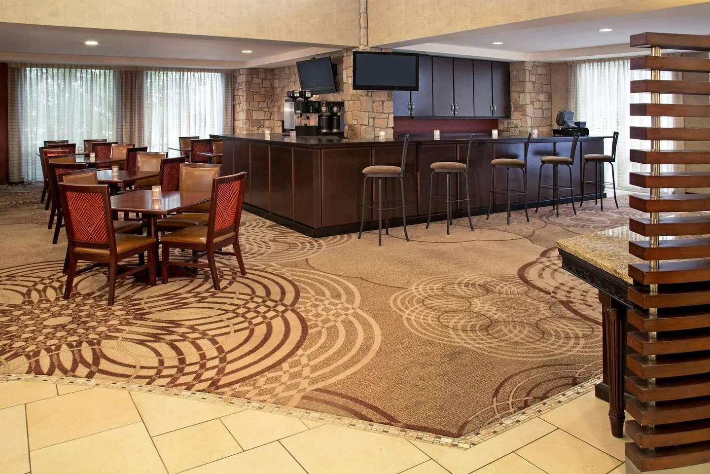 Sheraton Louisville Riverside Hotel LOUNGE_LOBBY