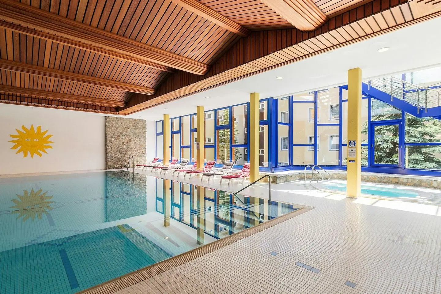 Europa Hallenbad