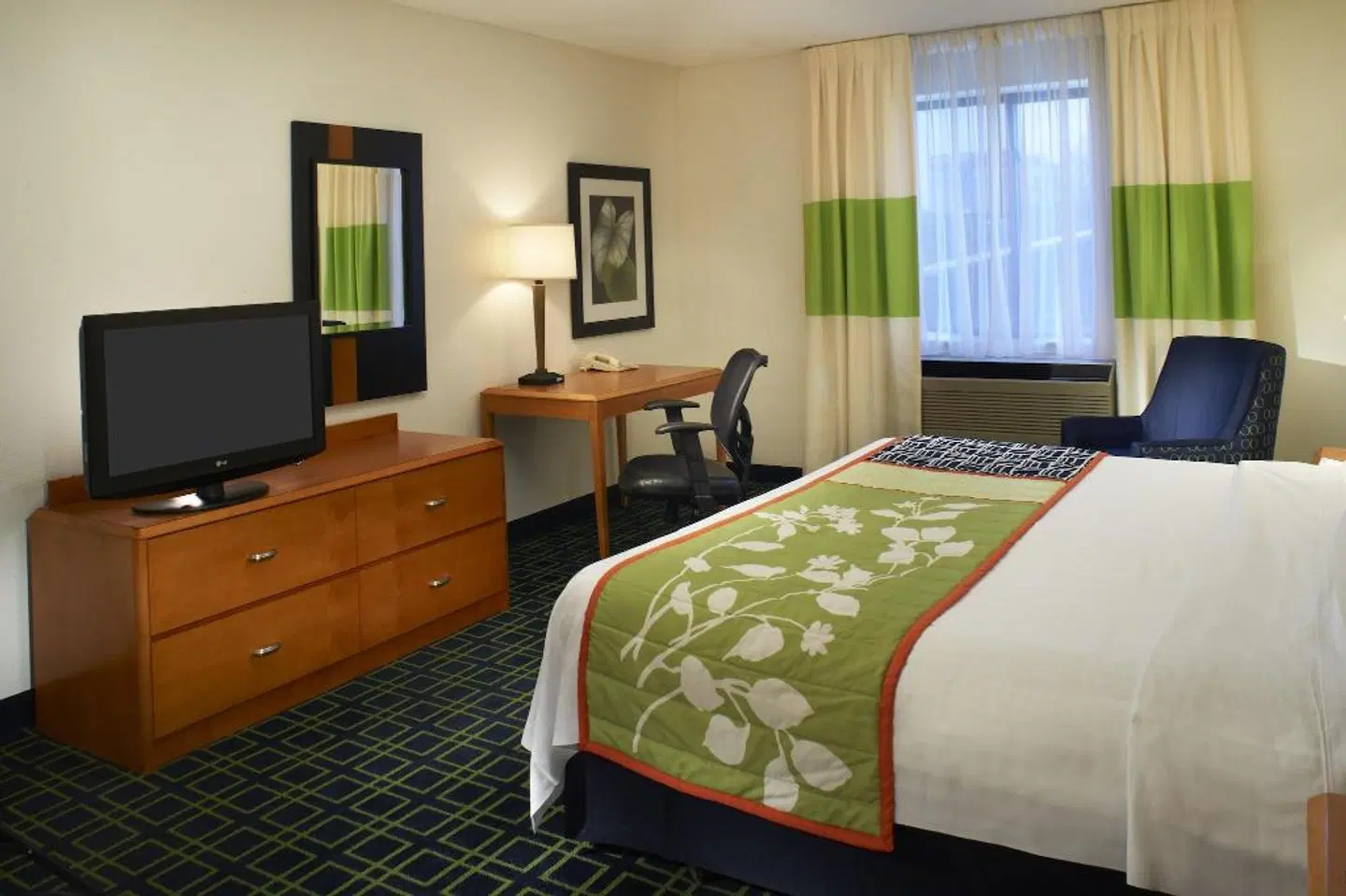 Fairfield Inn & Suites by Marriott Indianapolis East ROOM_EXAMPLE