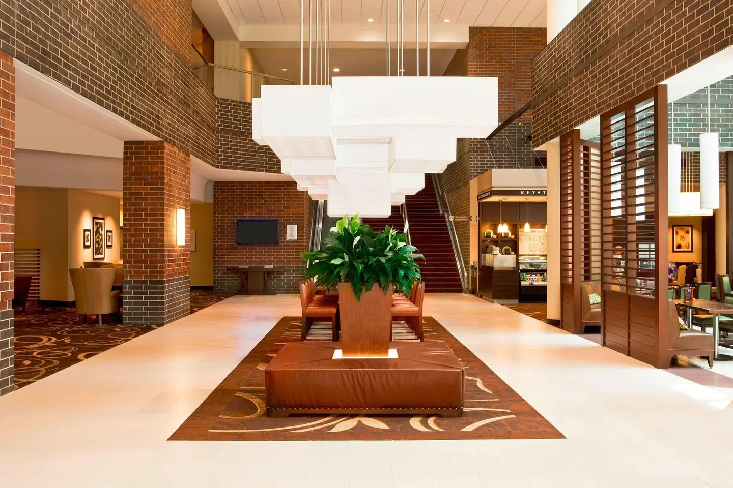 Sheraton Indianapolis Hotel at Keystone Crossing LOUNGE_LOBBY