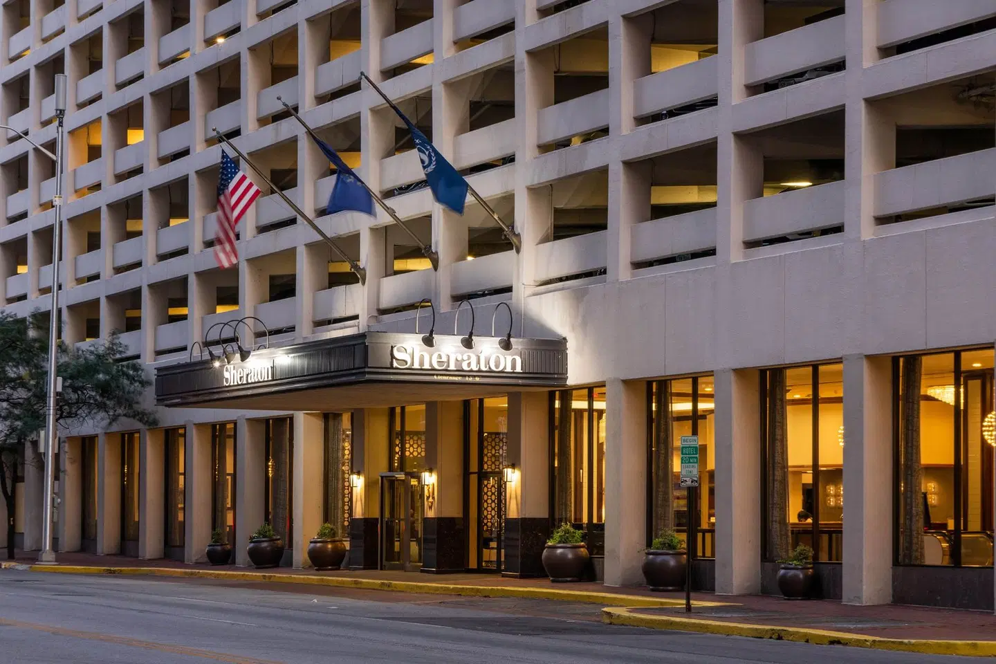 Sheraton Indianapolis City Centre Hotel EXTERIOR