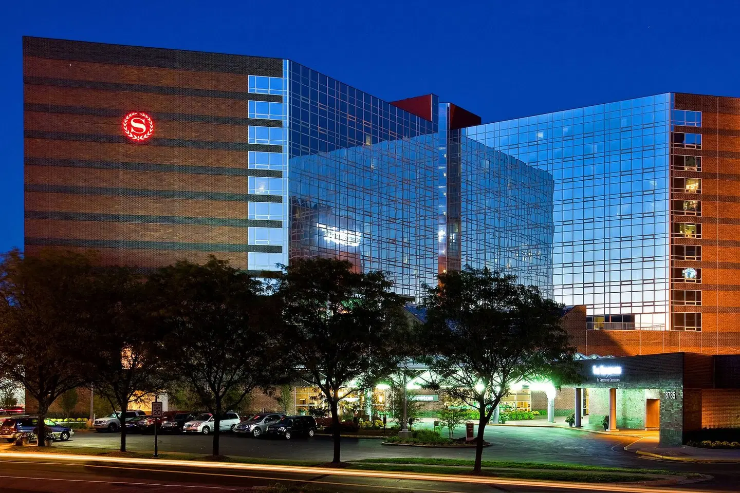 Sheraton Indianapolis Hotel at Keystone Crossing EXTERIOR