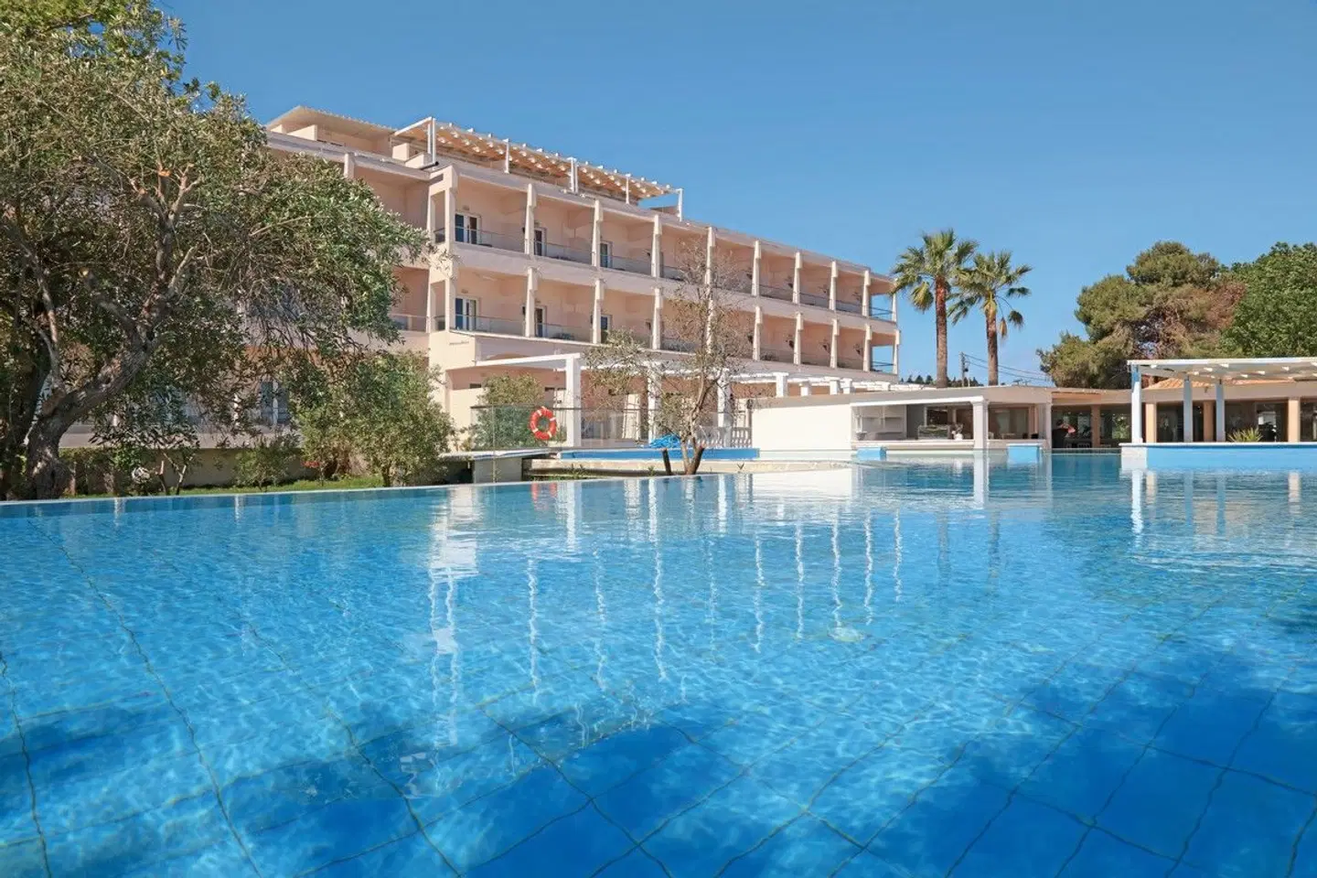 Cavomarina Beach Hotel OUTDOOR_POOL