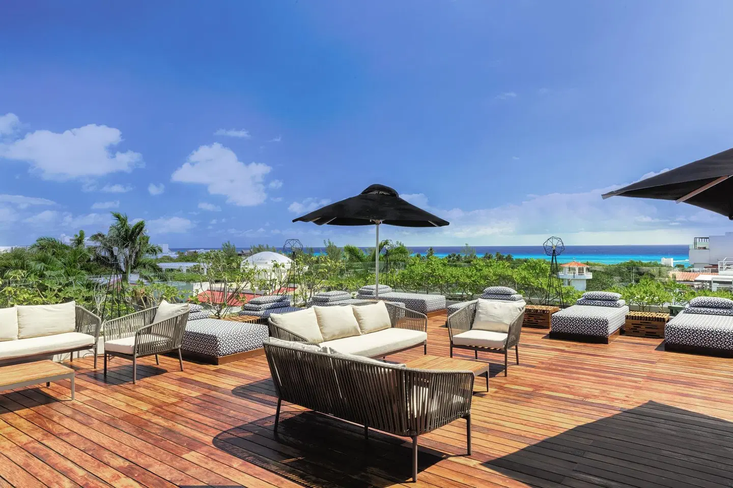 The Yucatan Playa del Carmen All-Inclusive Resort, Tapestry by Hilton Terrasse