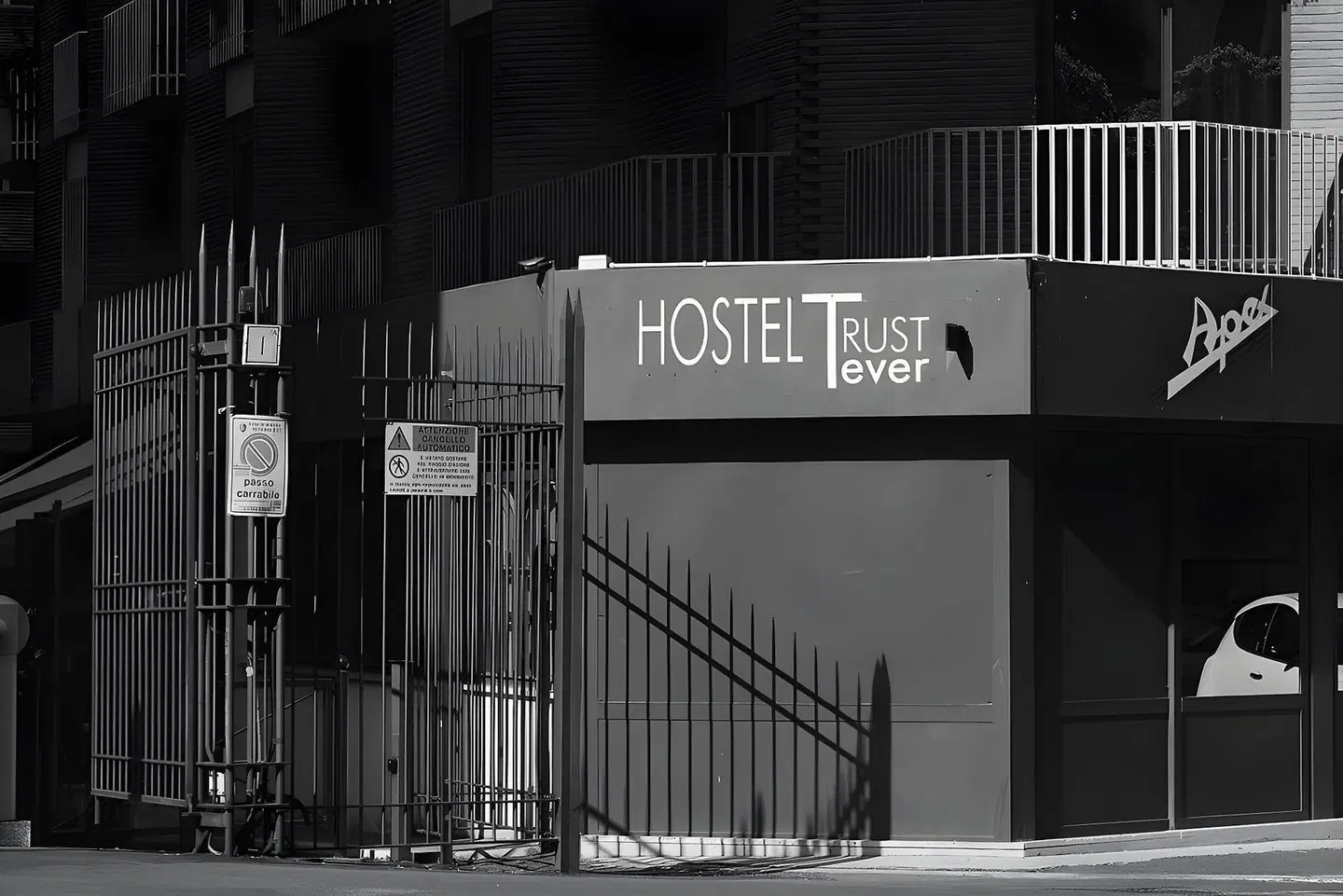 Hostel TrustEver EXTERIOR