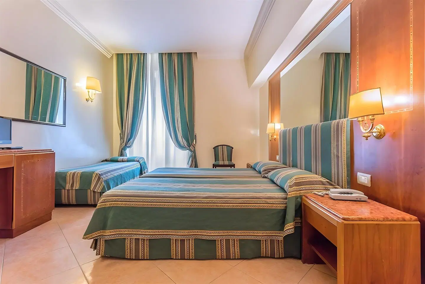 Hotel Lux ROOM_EXAMPLE