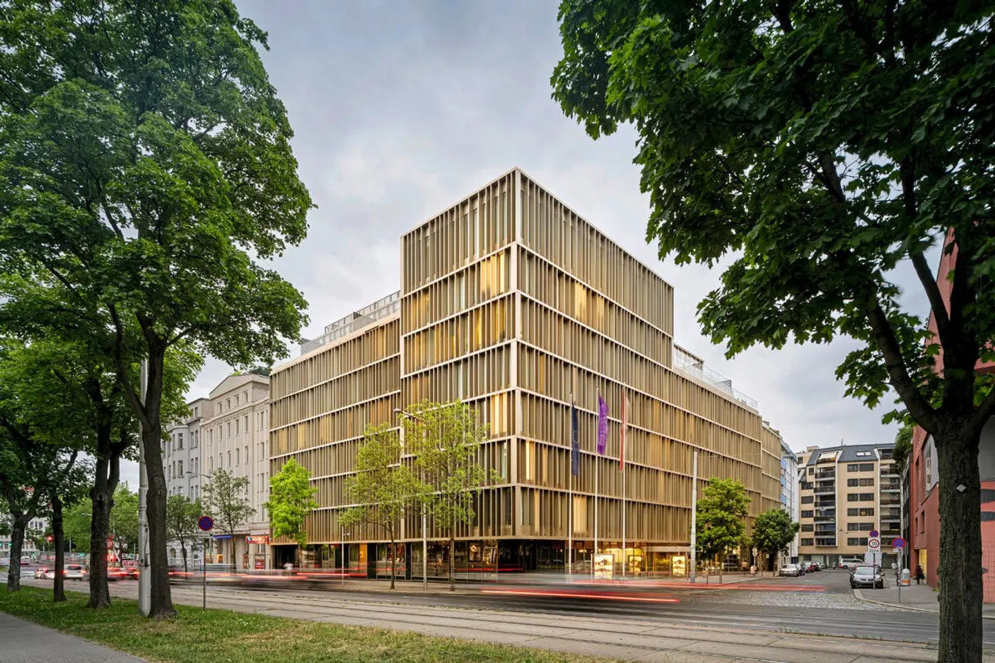 Crowne Plaza by IHG Vienna EXTERIOR