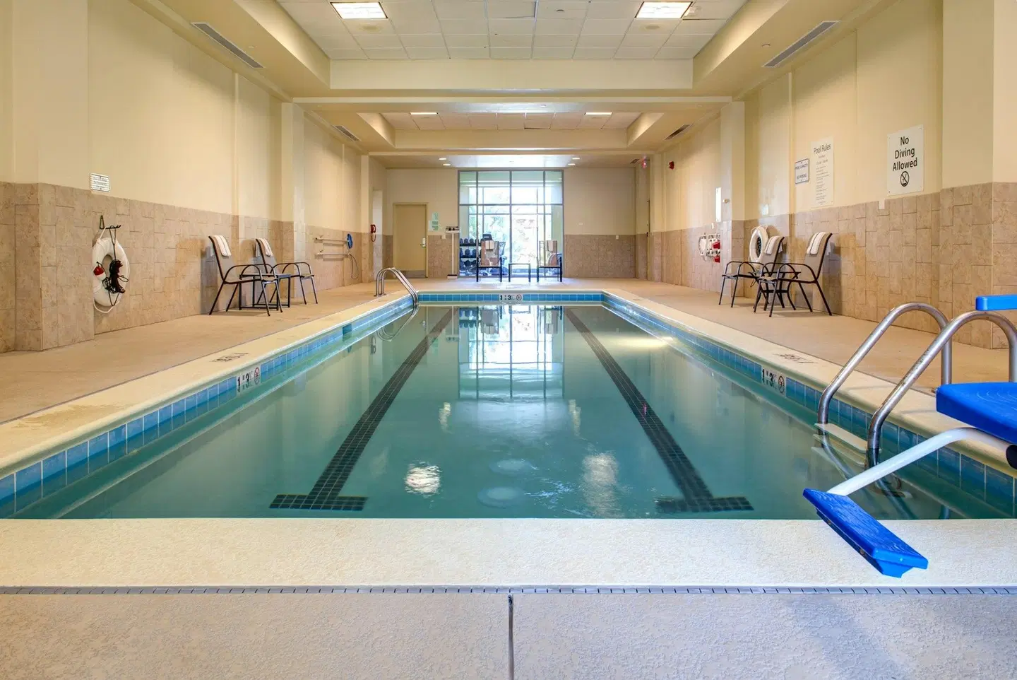 Holiday Inn Indianapolis Carmel by IHG Hallenbad