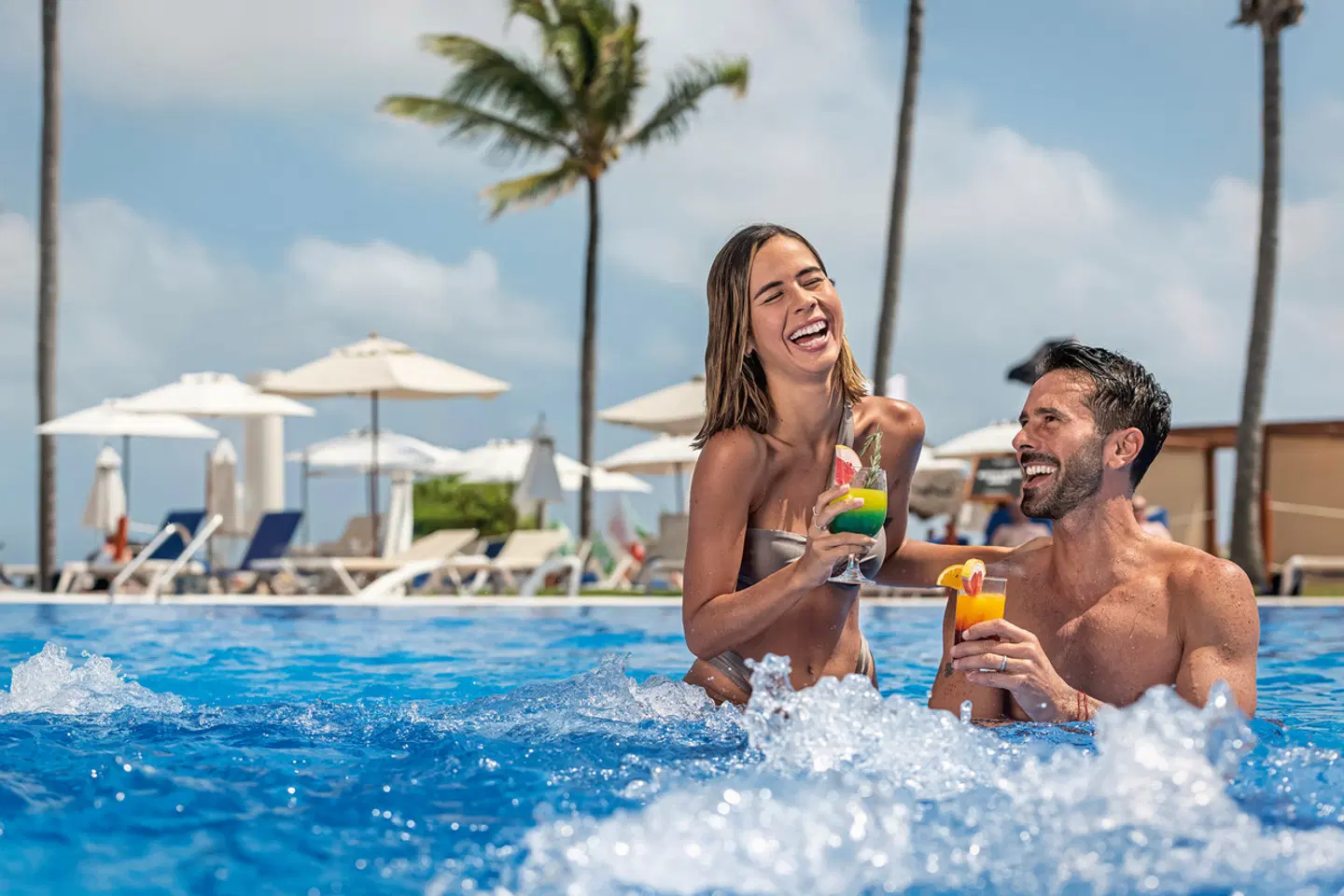 El Beso at Ocean Coral & Turquesa OUTDOOR_POOL