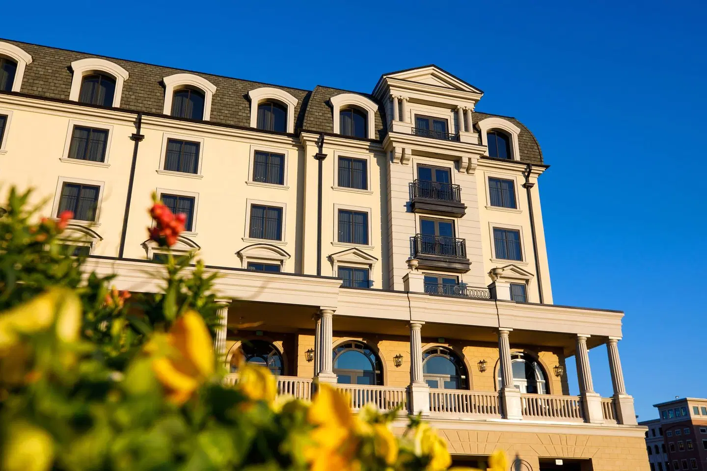 Hotel Carmichael, Autograph Collection EXTERIOR