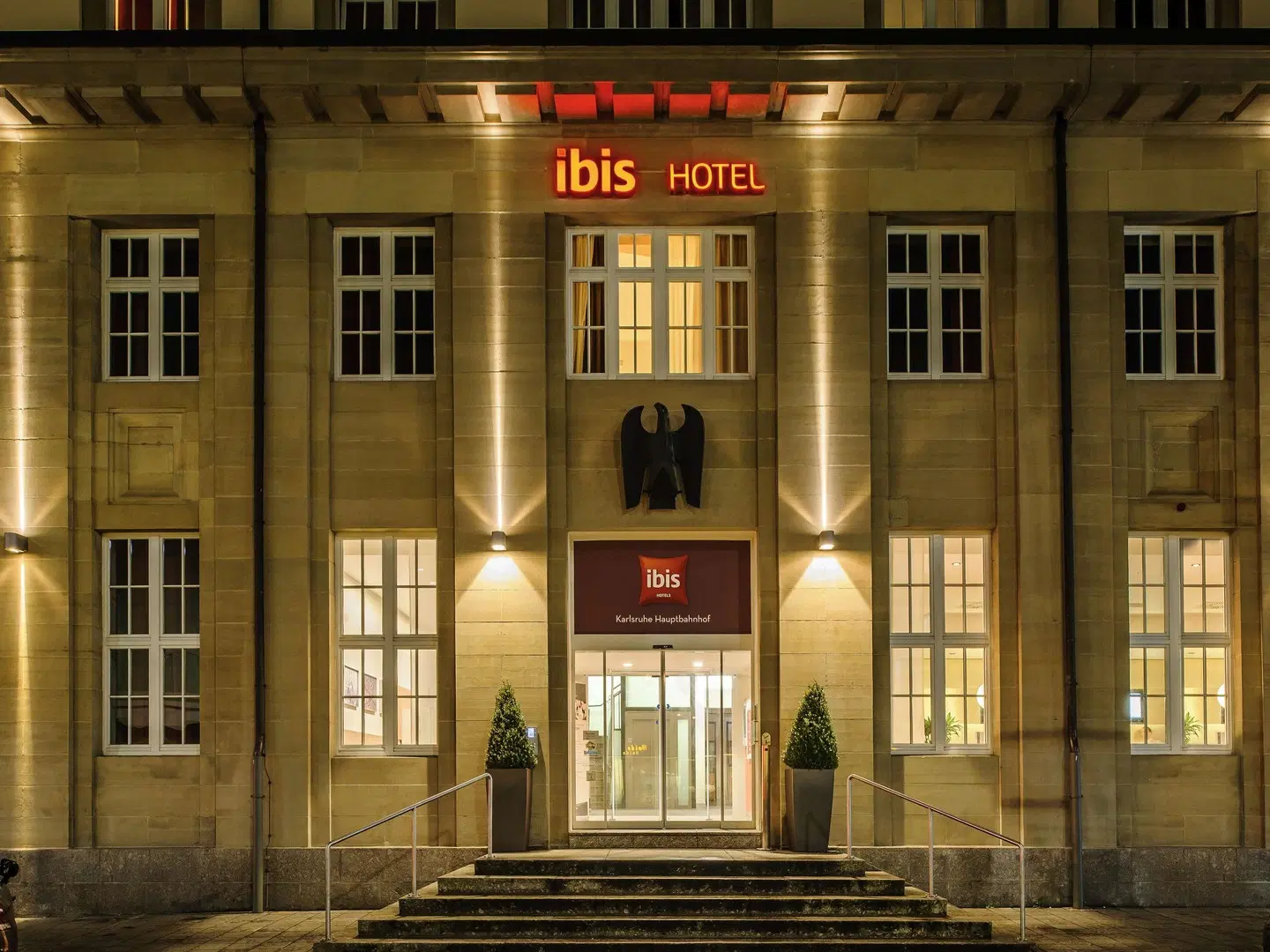 ibis Karlsruhe Hauptbahnhof EXTERIOR