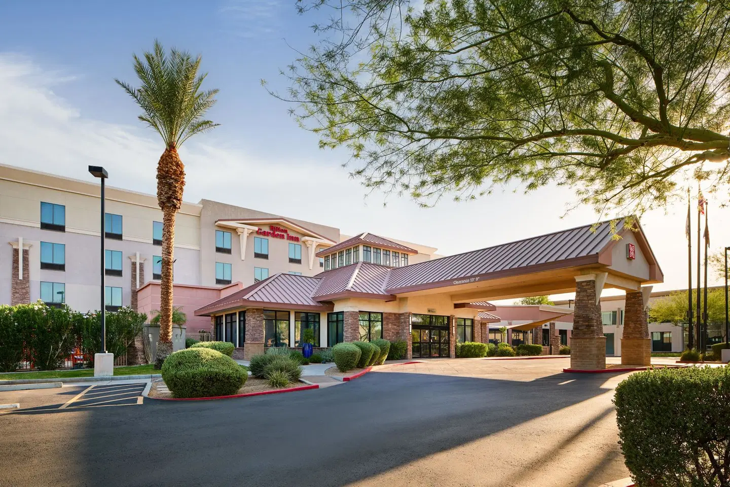 Hilton Garden Inn Phoenix North Happy Valley EXTERIOR