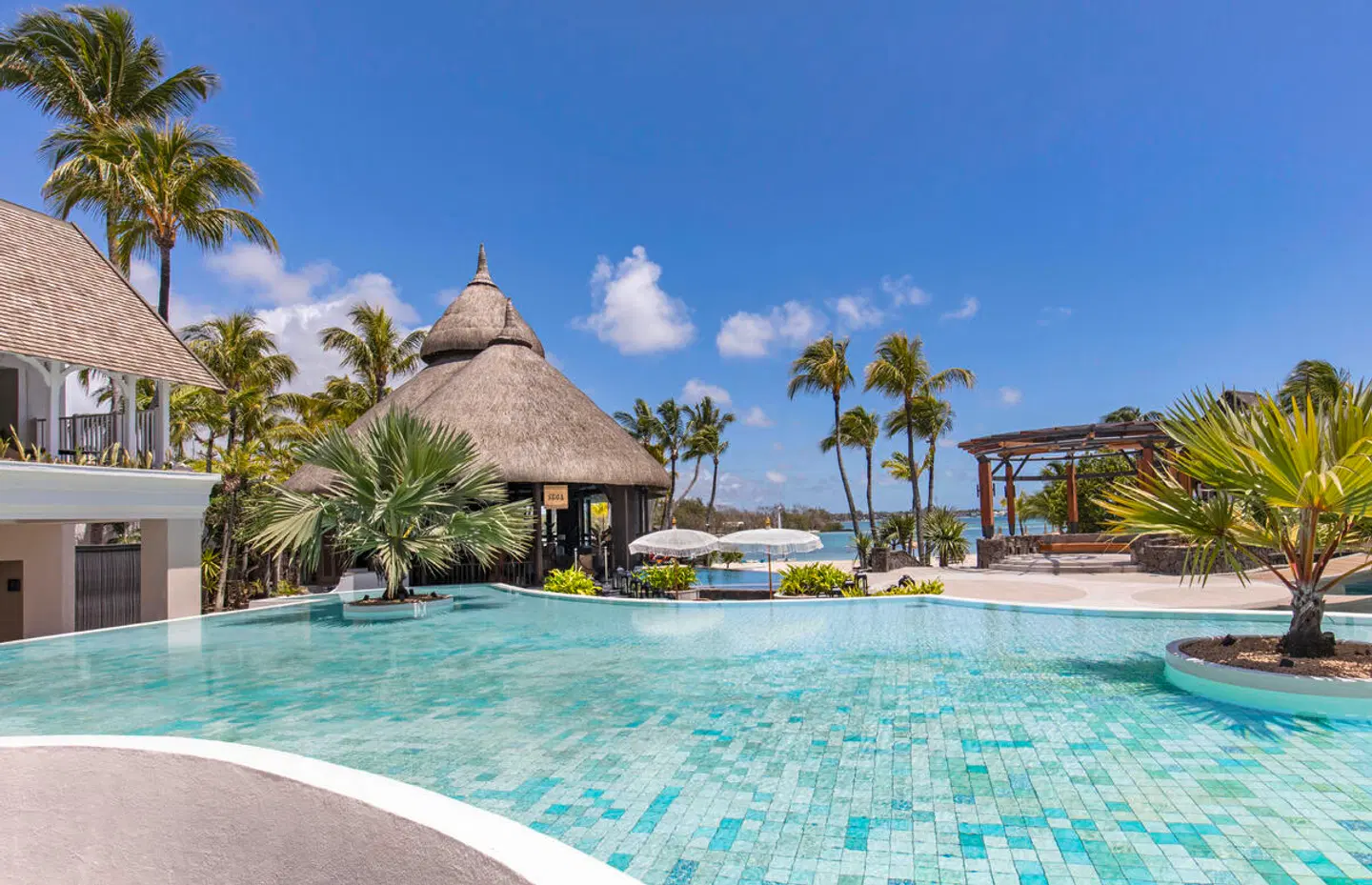 Shangri-La Le Touessrok, Mauritius OUTDOOR_POOL