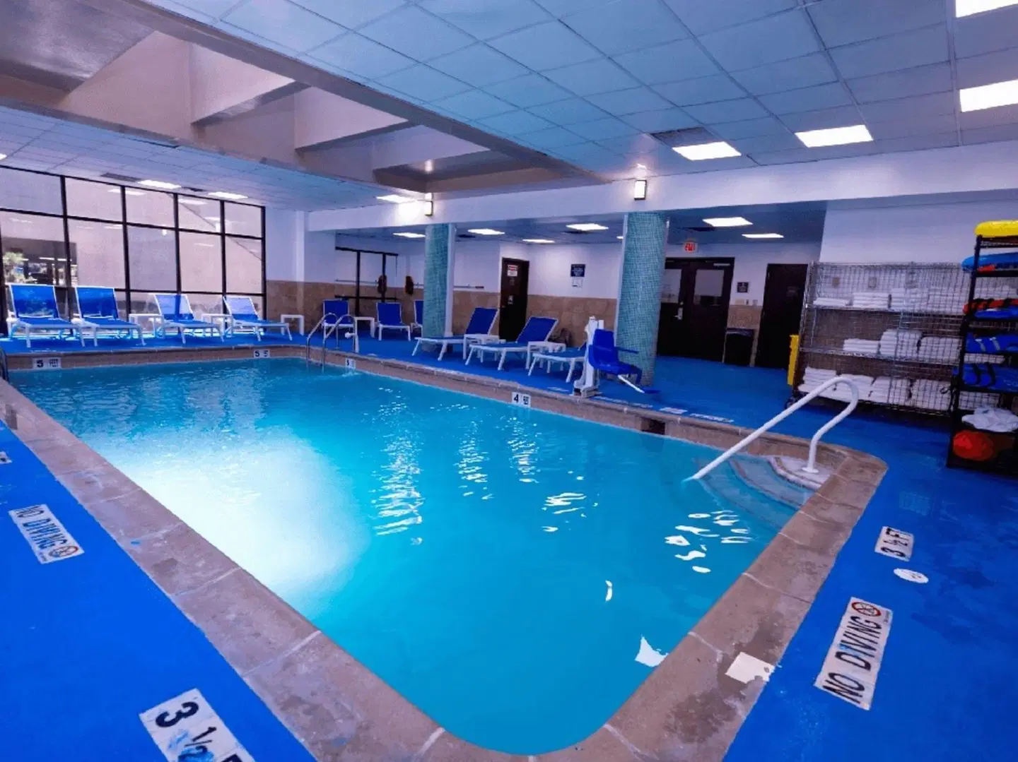 Harmony Suites Hallenbad