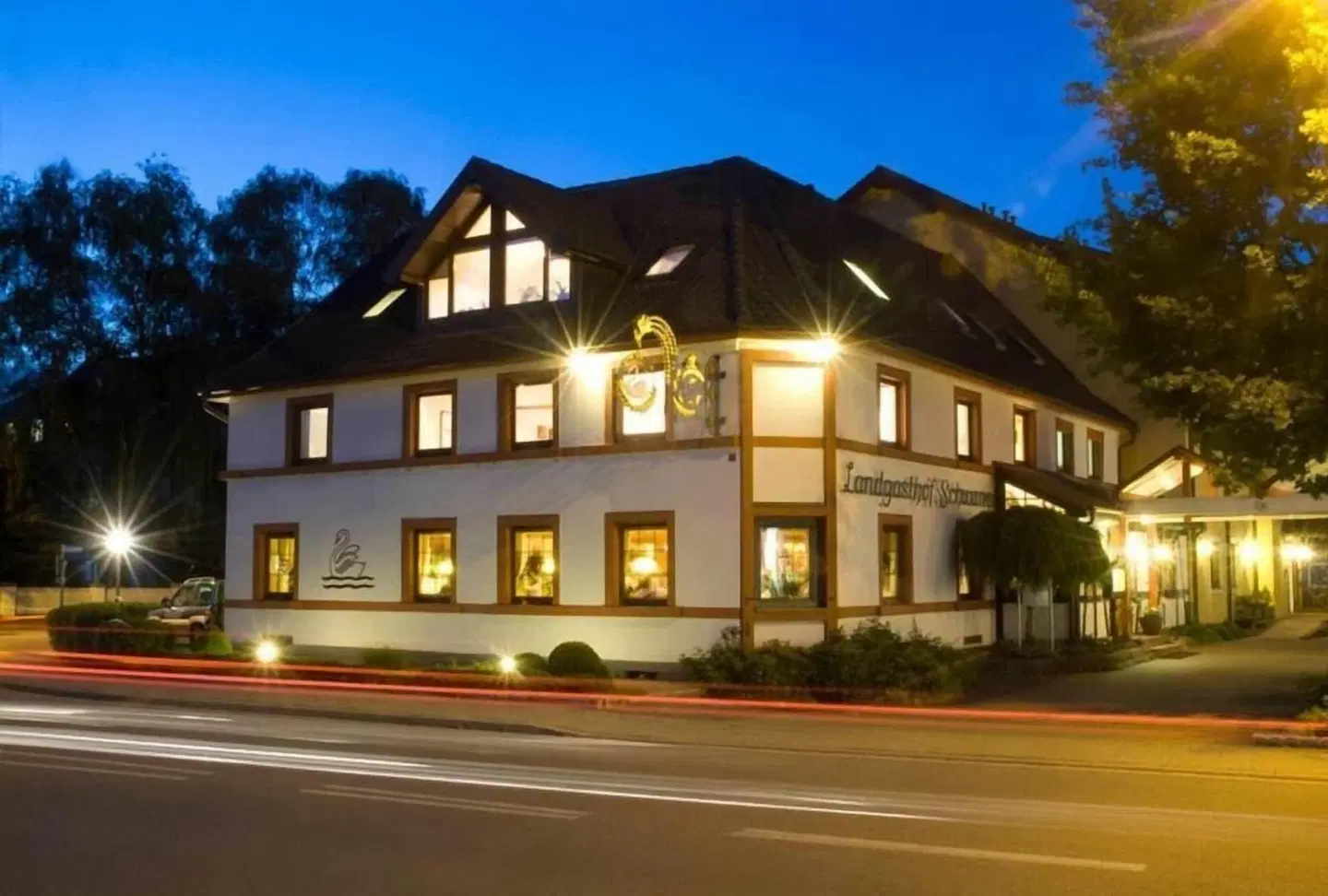 Schwanen EXTERIOR