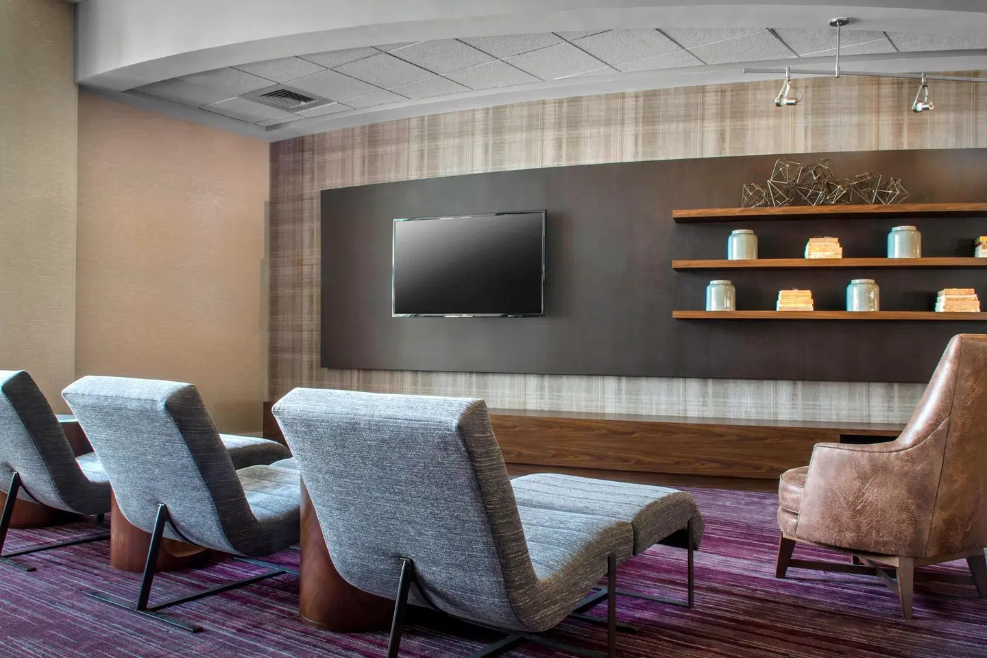 Courtyard by Marriott Newark Elizabeth ROOM_EXAMPLE
