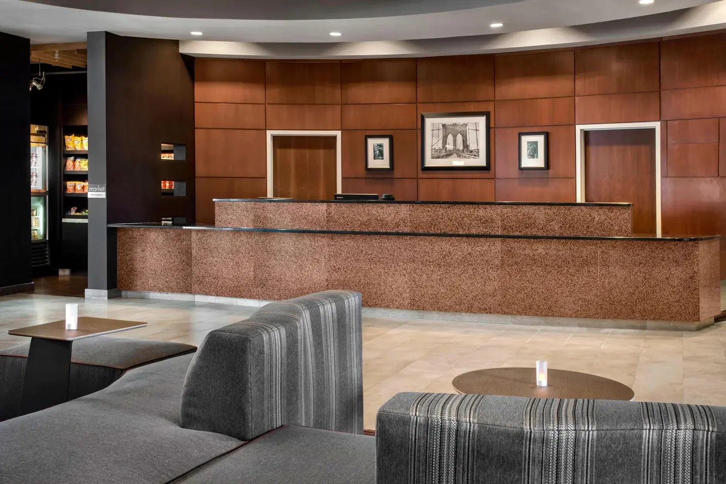 Courtyard by Marriott Newark Elizabeth LOUNGE_LOBBY