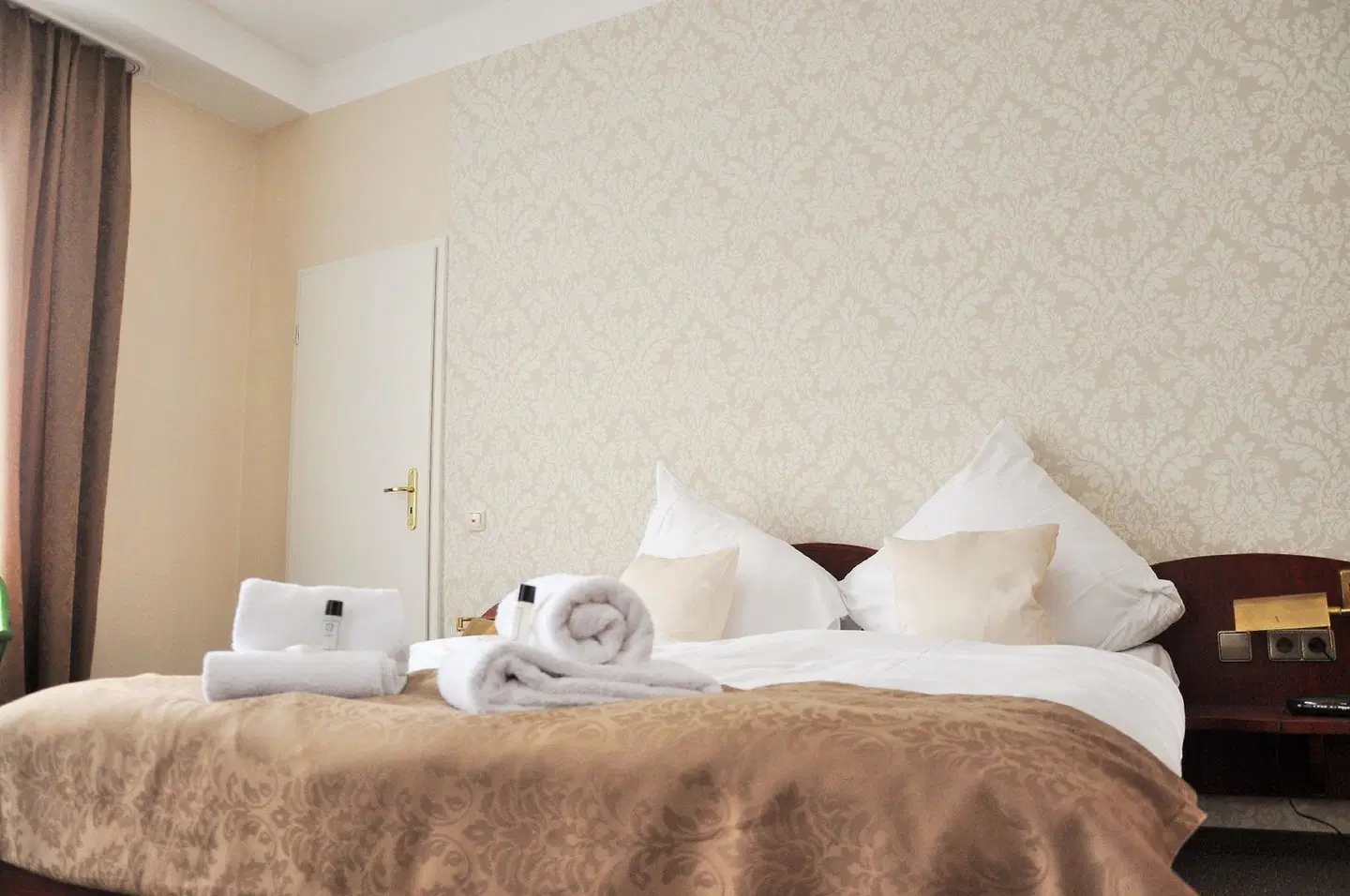 Gala Hotel ROOM_EXAMPLE