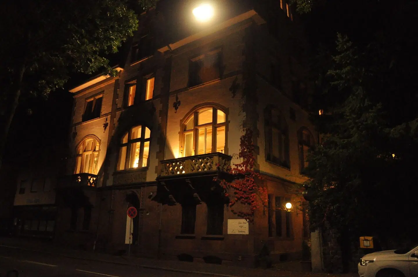 Gala Hotel EXTERIOR