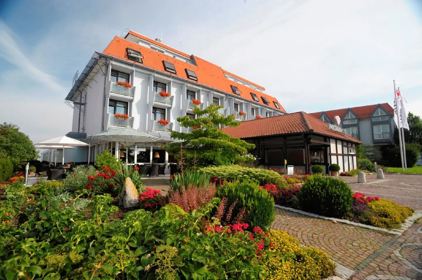 Panoramahotel Waldenburg EXTERIOR