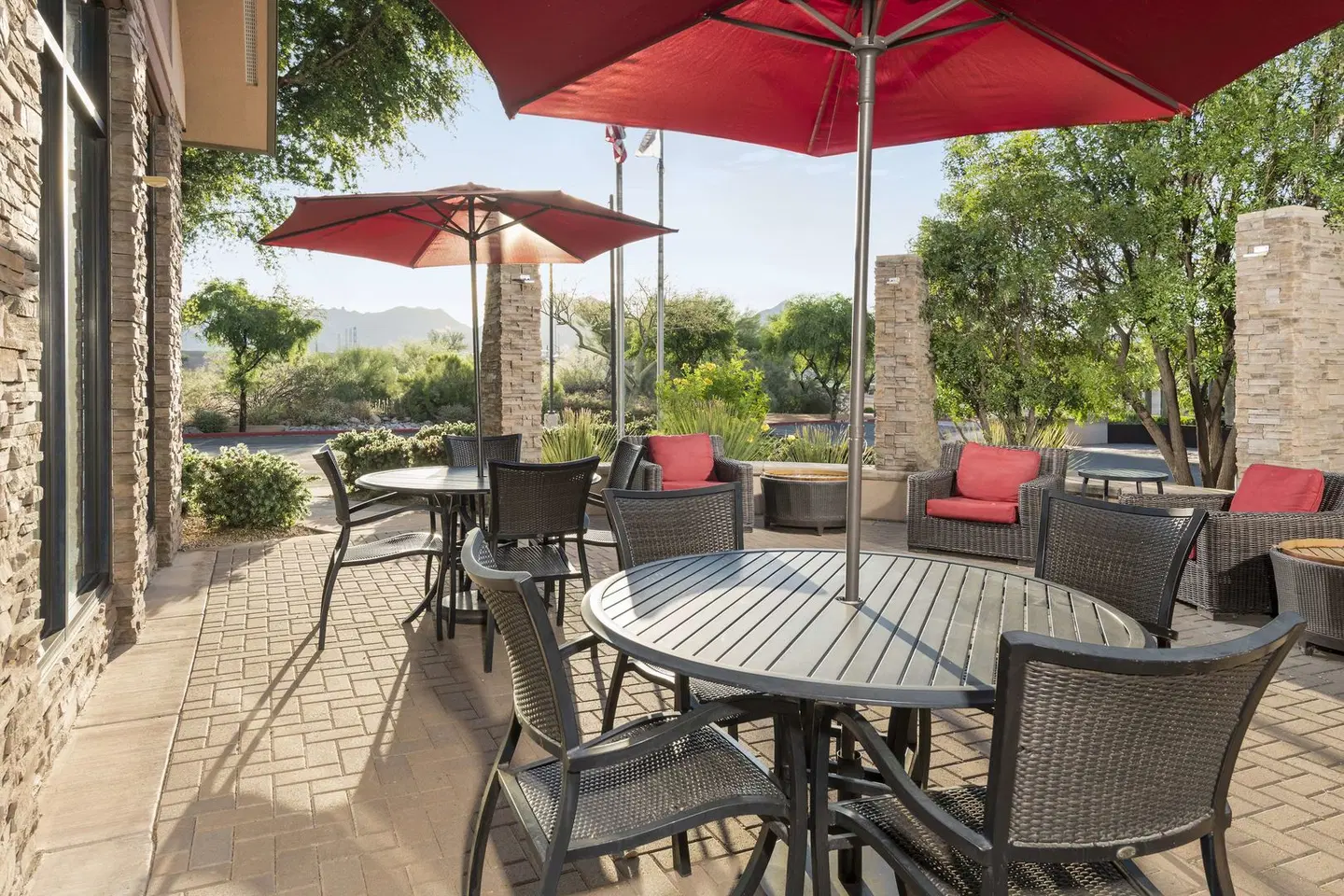 Hilton Garden Inn Scottsdale North/Perimeter Center Terrasse