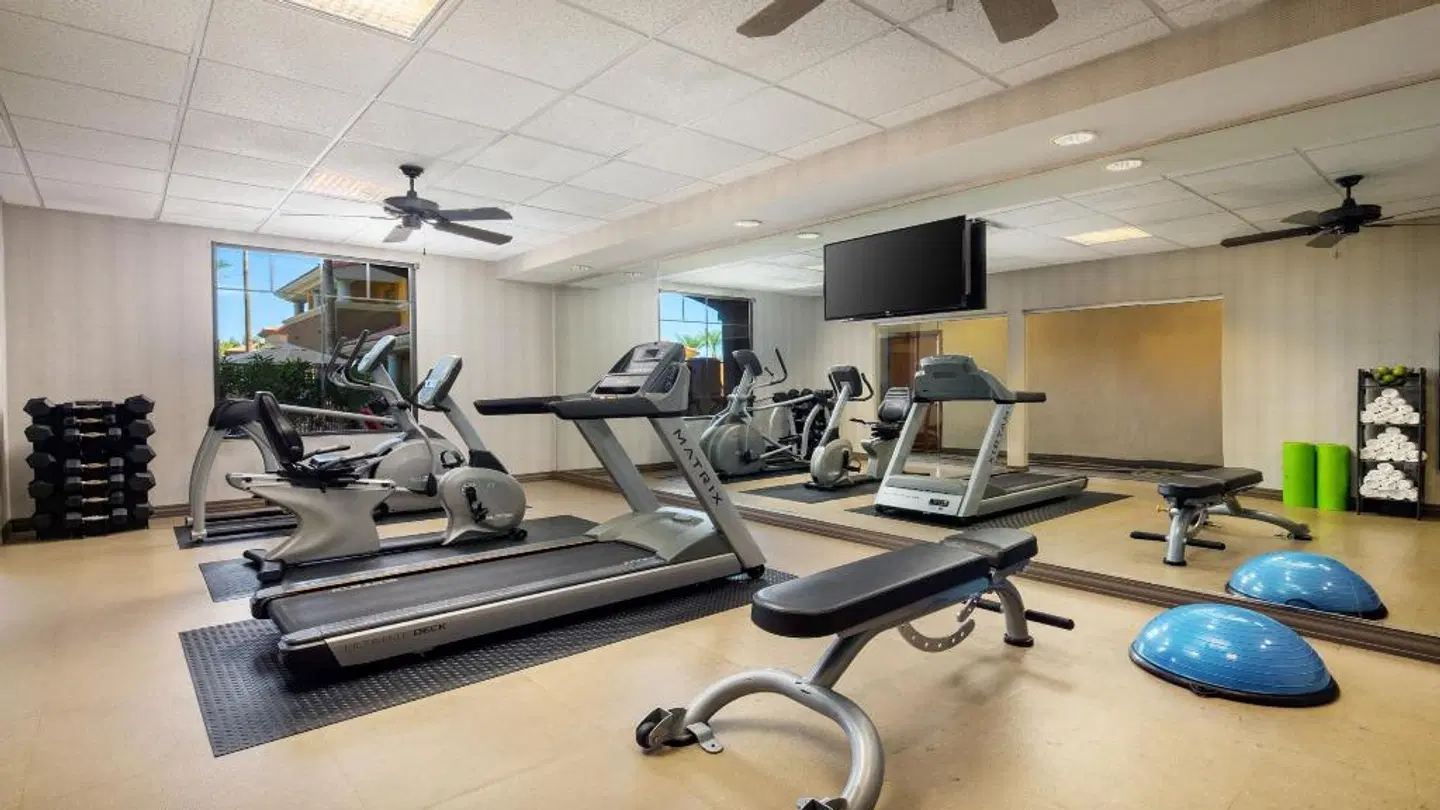 Holiday Inn Phoenix - Chandler by IHG SPORTS_AND_LEISURE