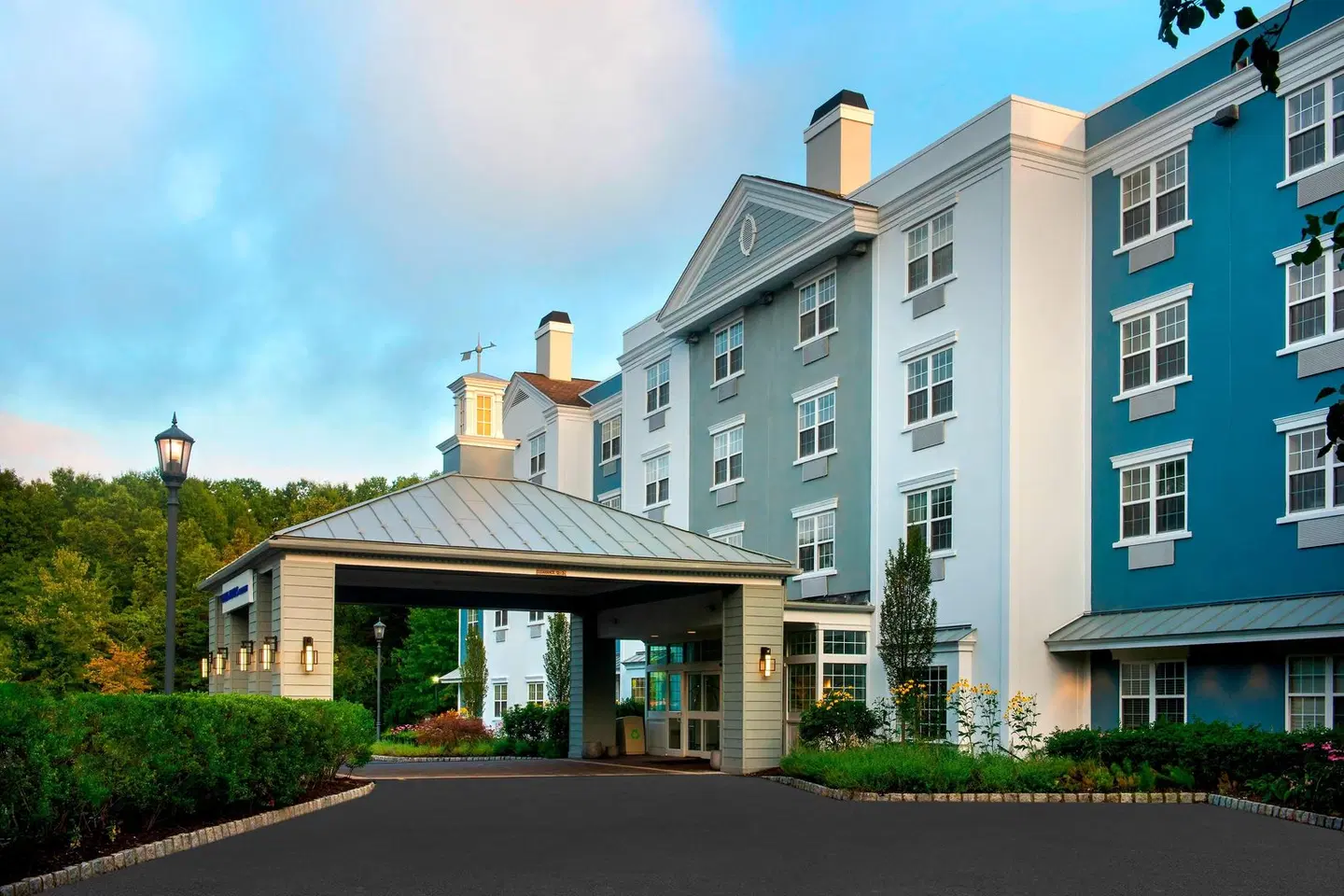 Delta Hotels by Marriott Basking Ridge EXTERIOR