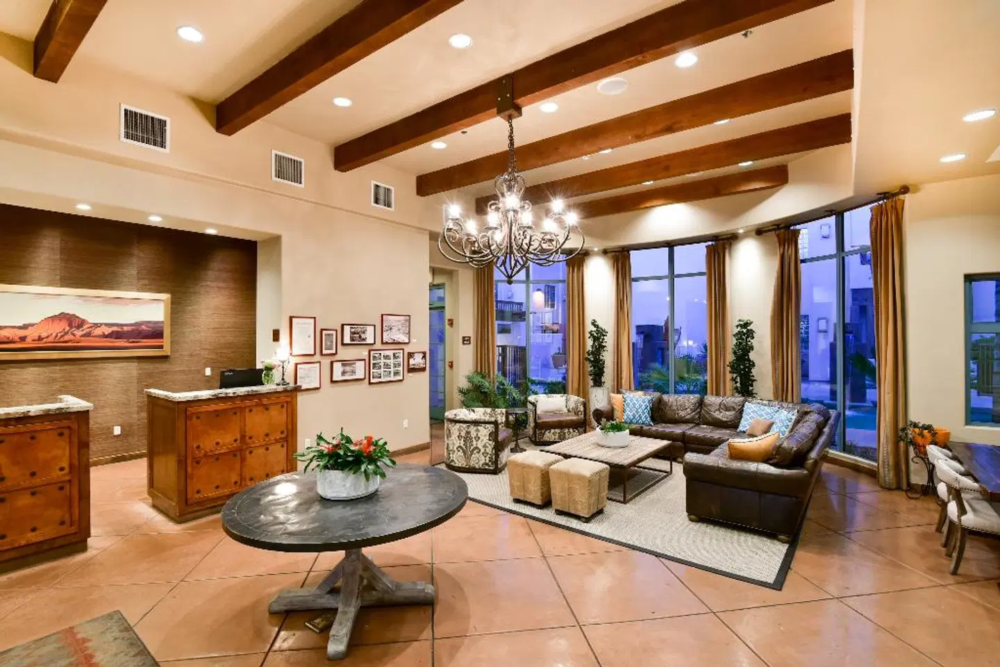 Lodge on the Desert LOUNGE_LOBBY
