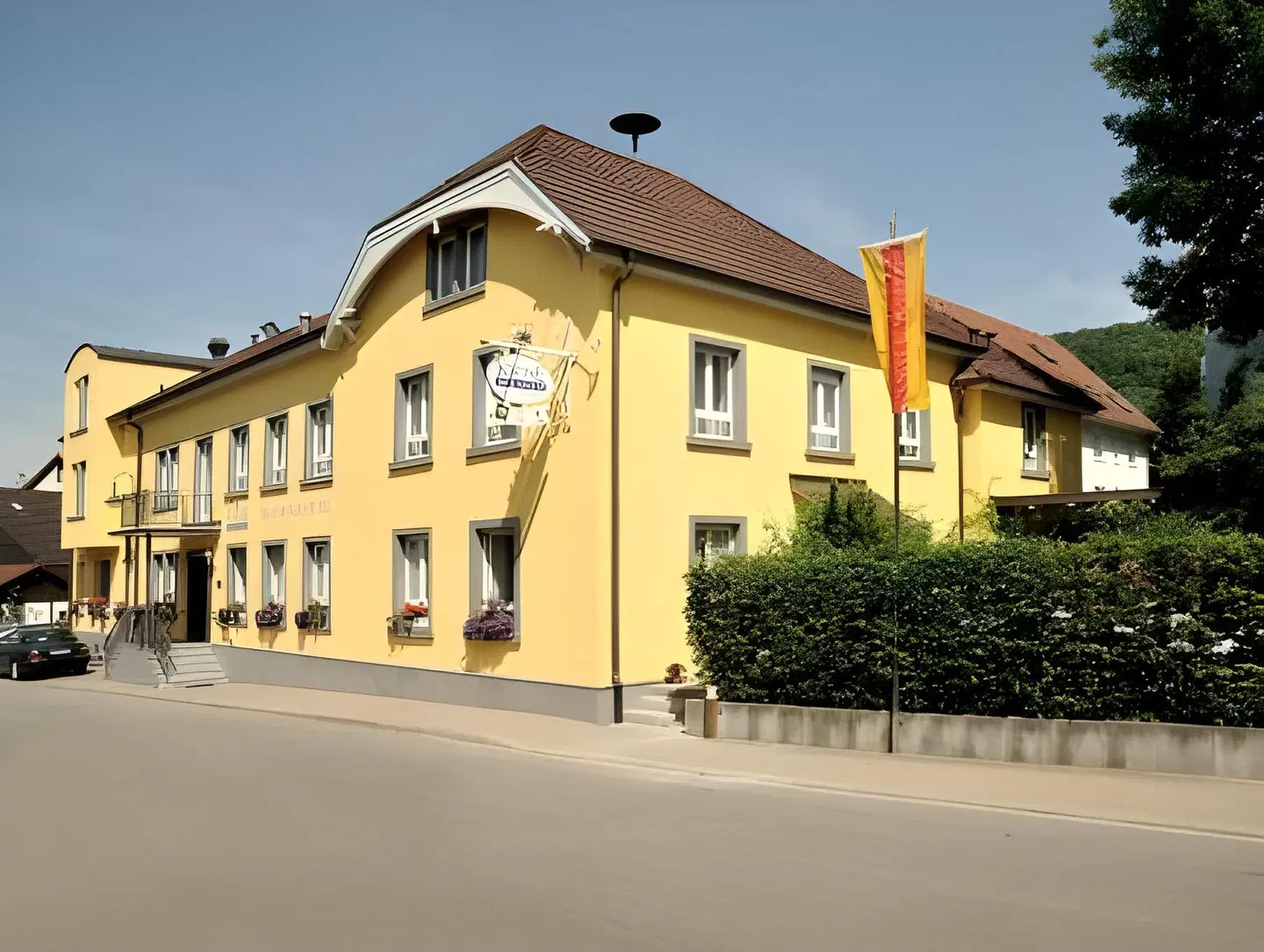 Krone EXTERIOR