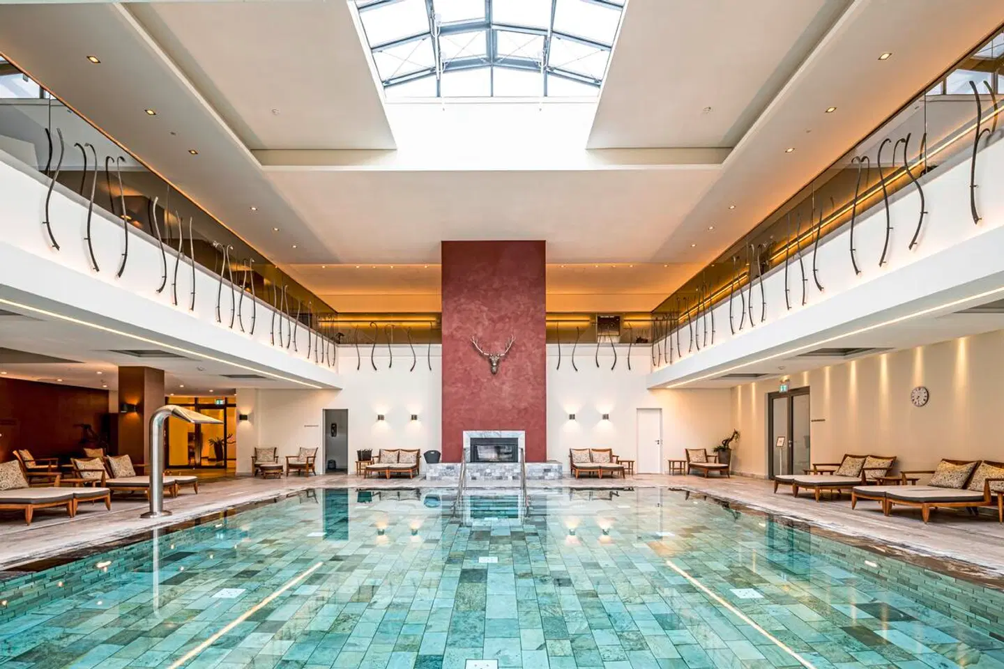 Wald & Schlosshotel Friedrichsruhe Hallenbad