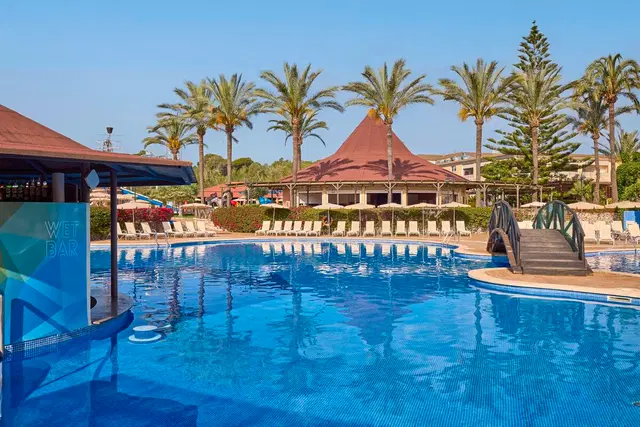 Zafiro Ca'n Picafort OUTDOOR_POOL