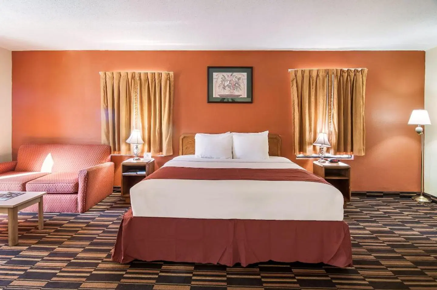 Red Carpet Inn - Newark Airport ROOM_EXAMPLE
