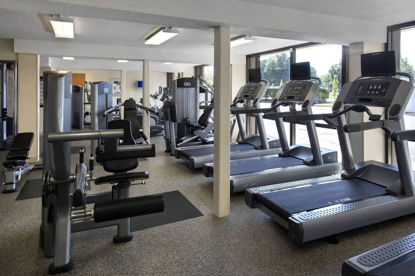 Marriott Saddle Brook SPORTS_AND_LEISURE