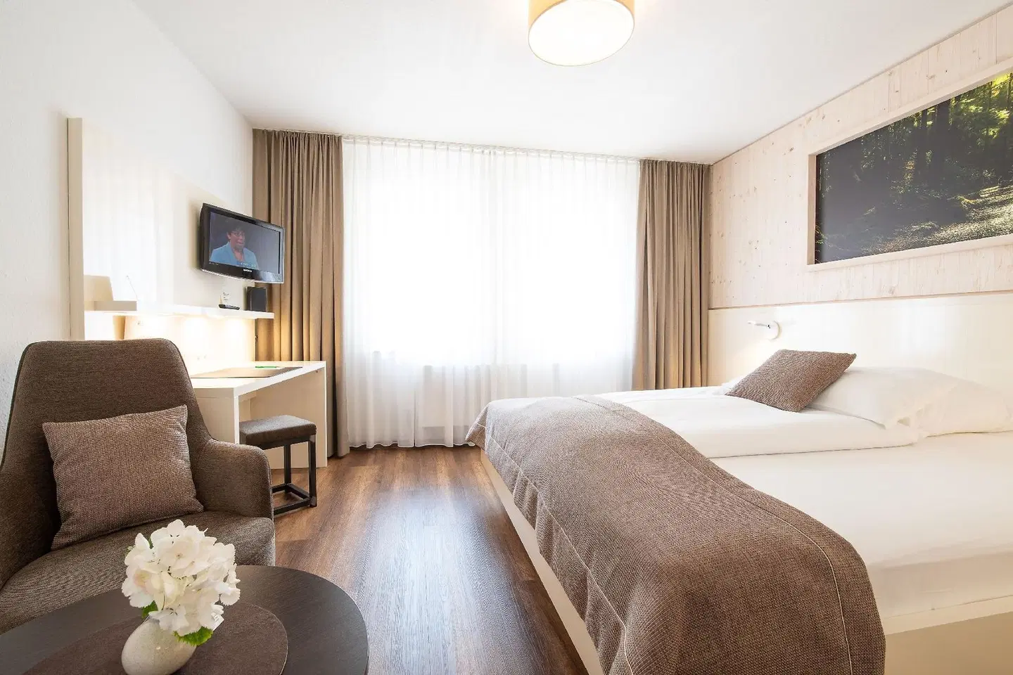 Weinstadt-Hotel ROOM_EXAMPLE