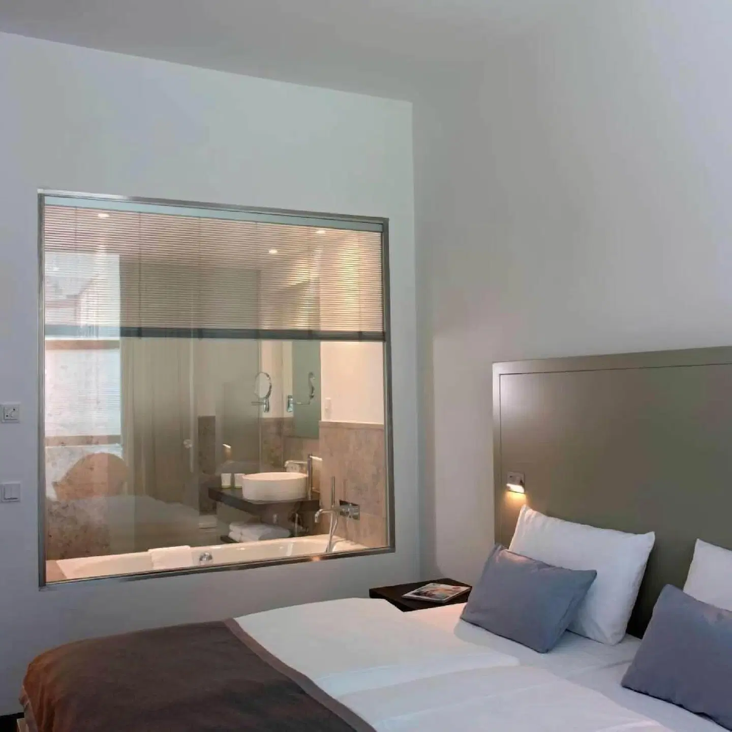 Arthotel ROOM_EXAMPLE