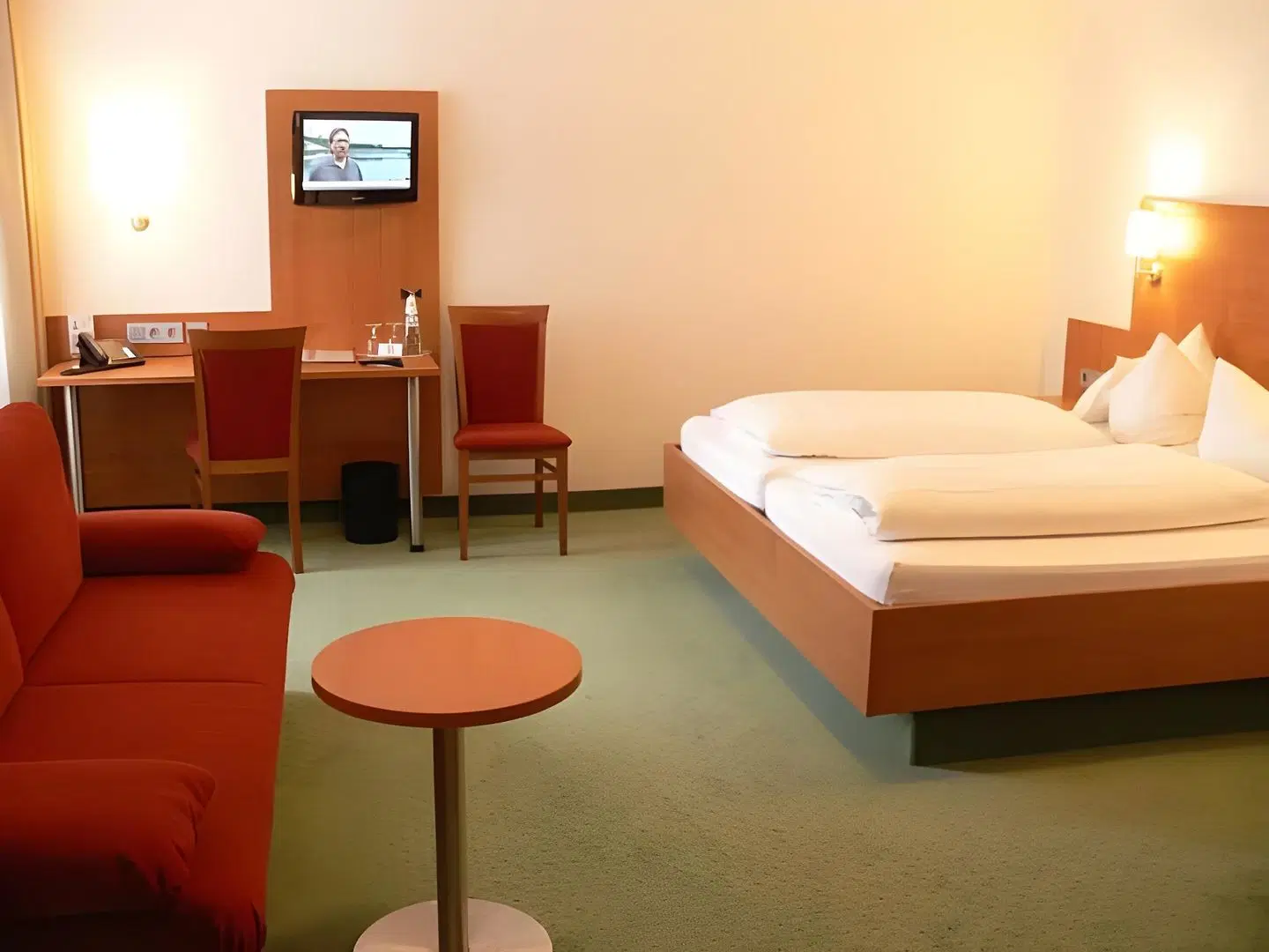 Hotel-Restaurant Roter Ochsen ROOM_EXAMPLE