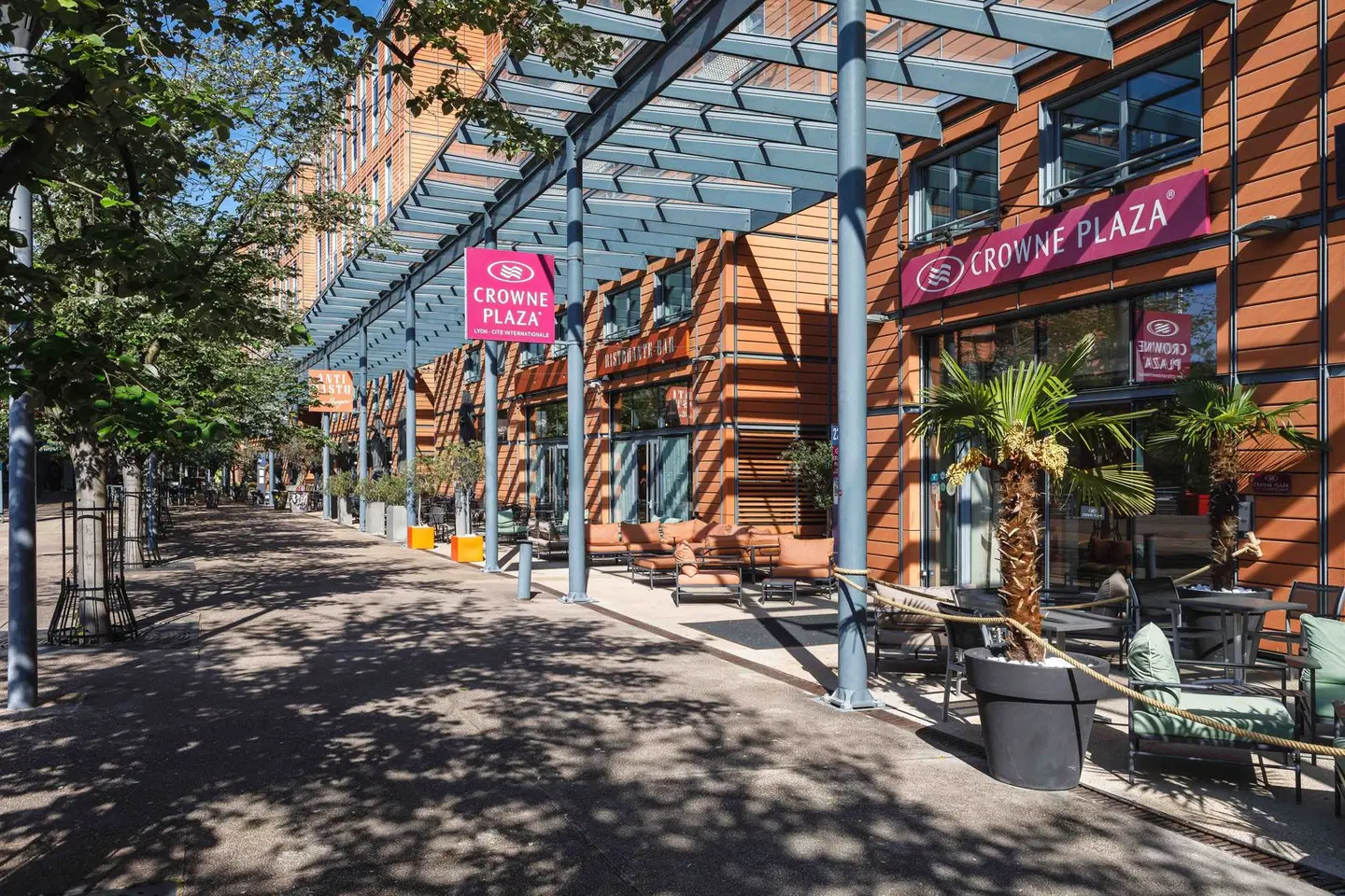 Crowne Plaza Lyon - Cité Internationale by IHG EXTERIOR
