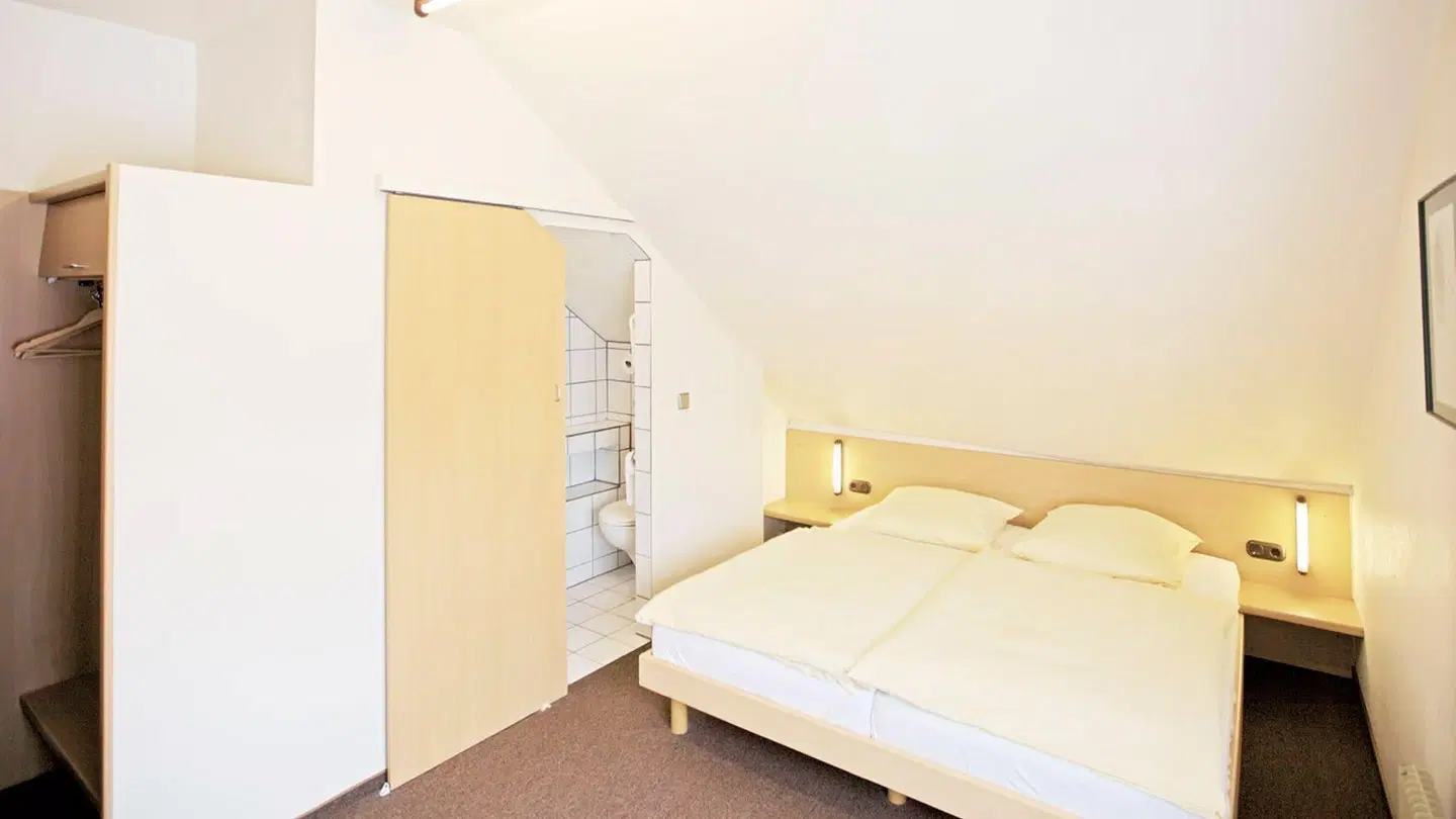 Victoria ROOM_EXAMPLE