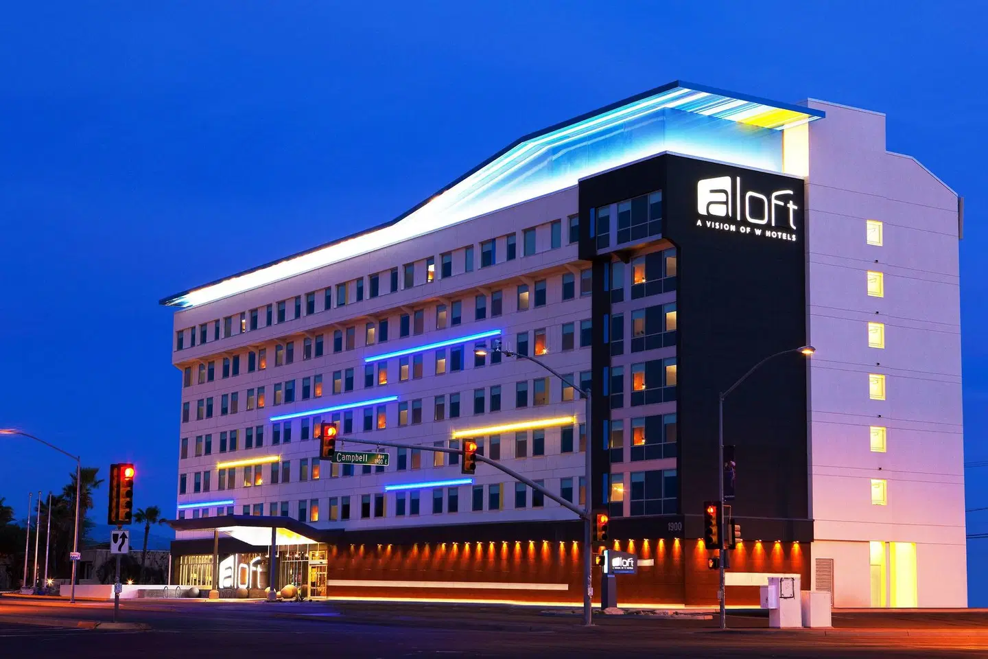 Aloft Tucson University EXTERIOR