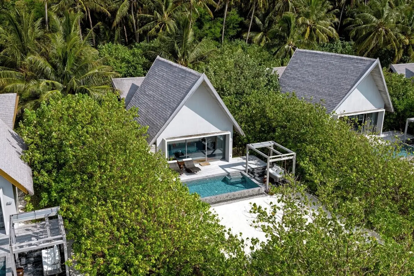 Madifushi Private Island EXTERIOR
