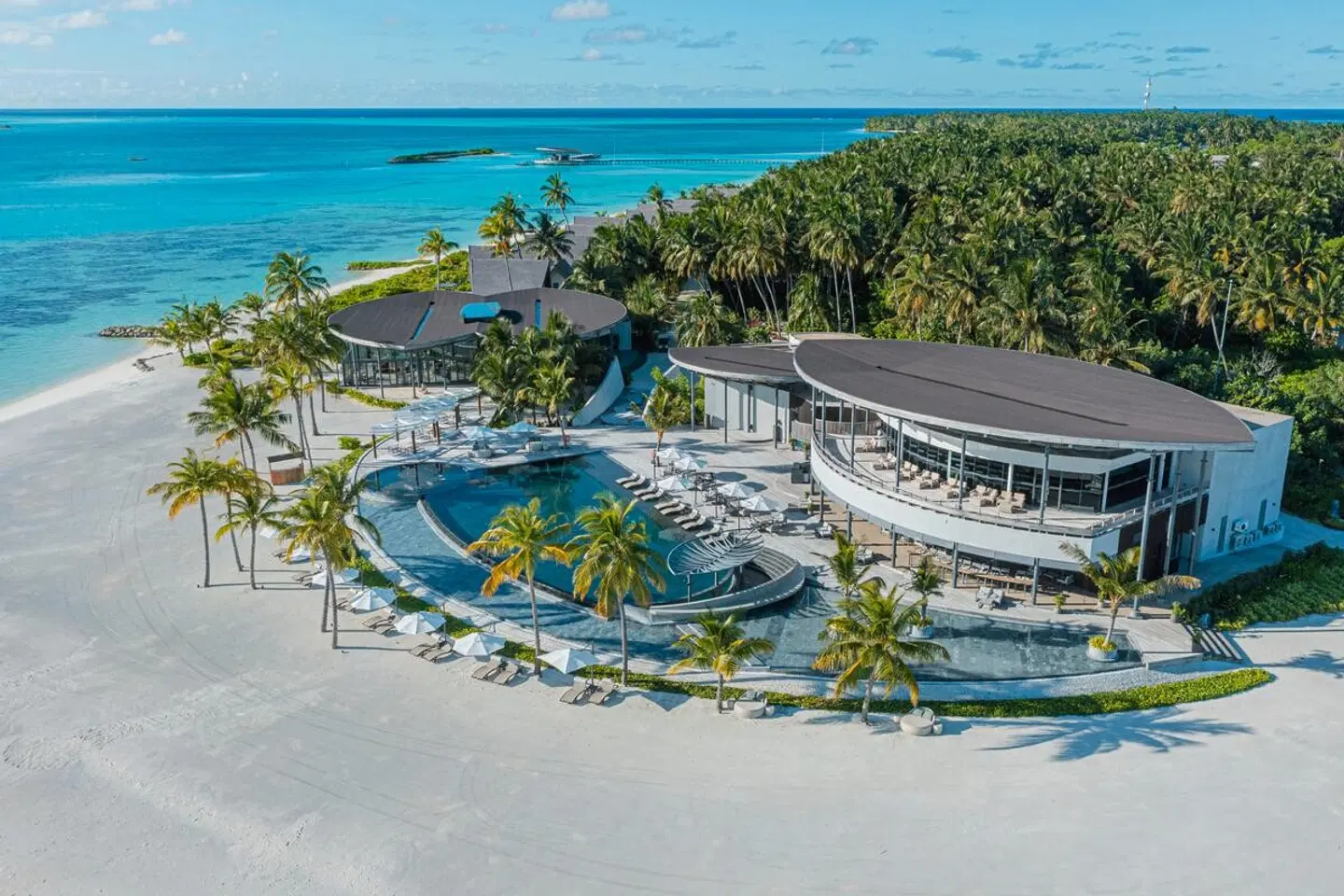 Madifushi Private Island EXTERIOR