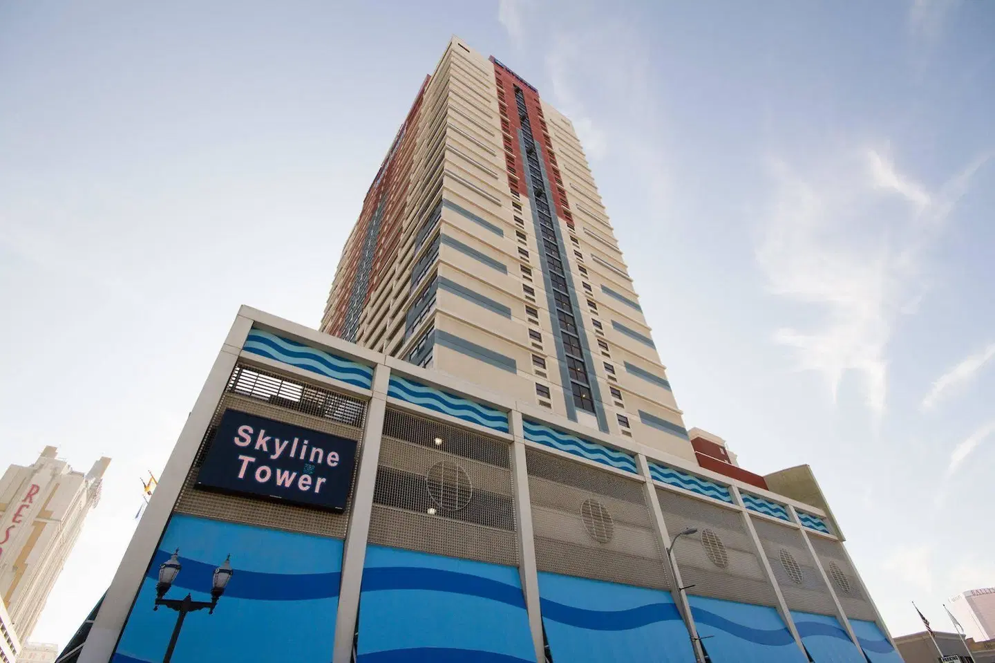 Wyndham Skyline Tower EXTERIOR