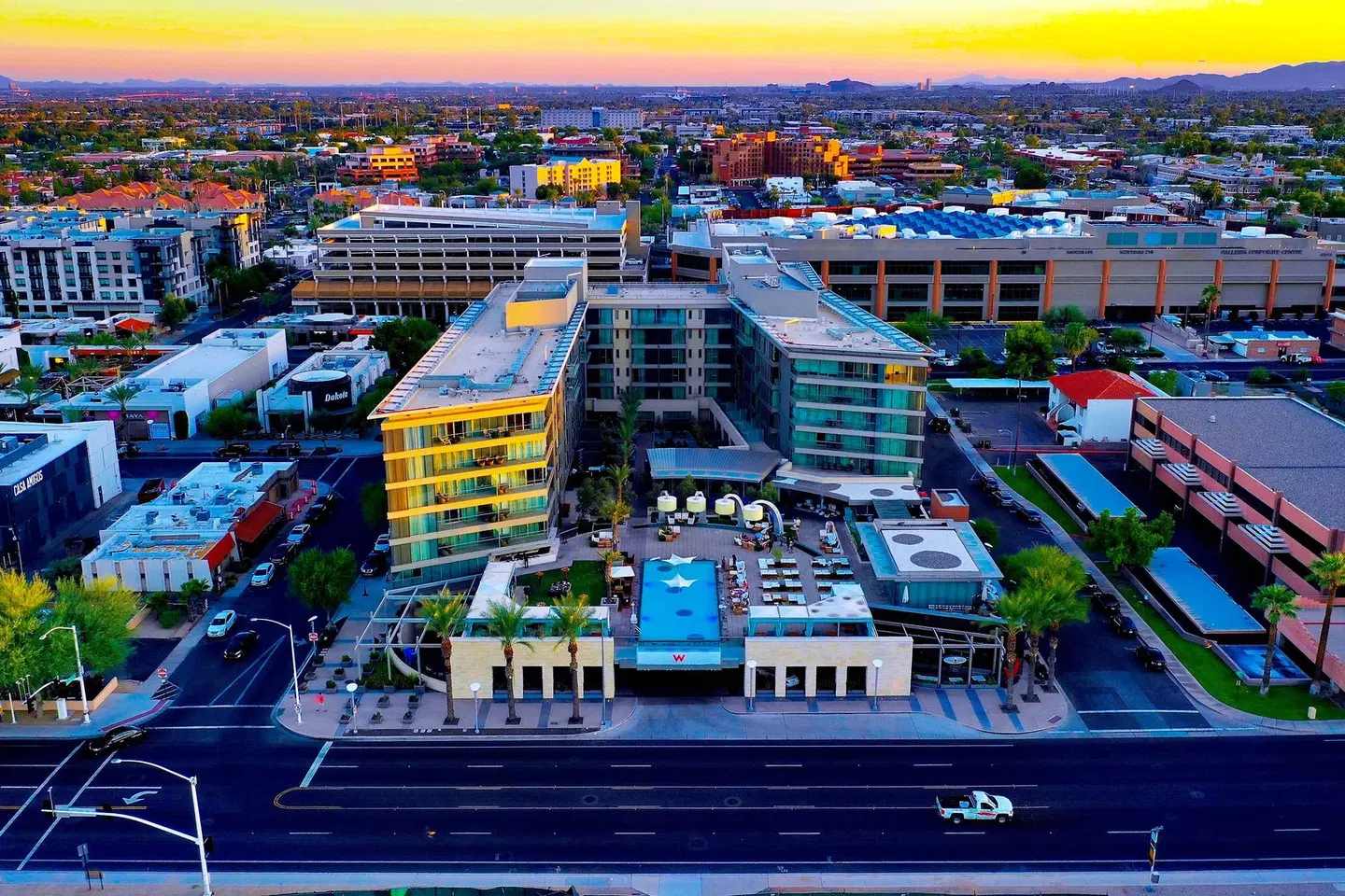 W Scottsdale EXTERIOR