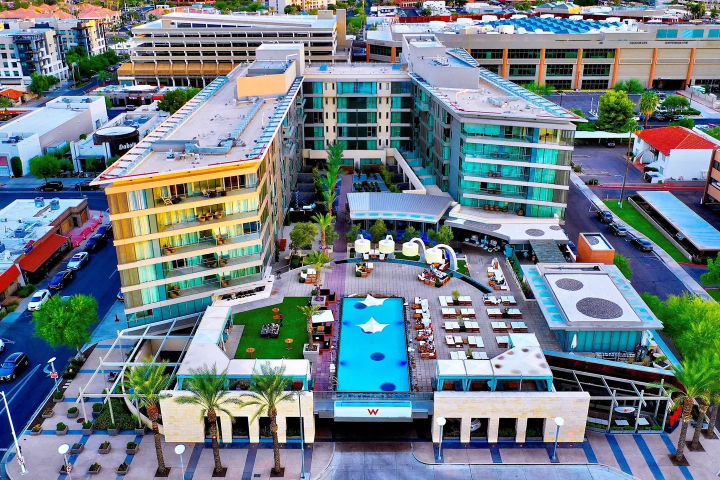 W Scottsdale EXTERIOR