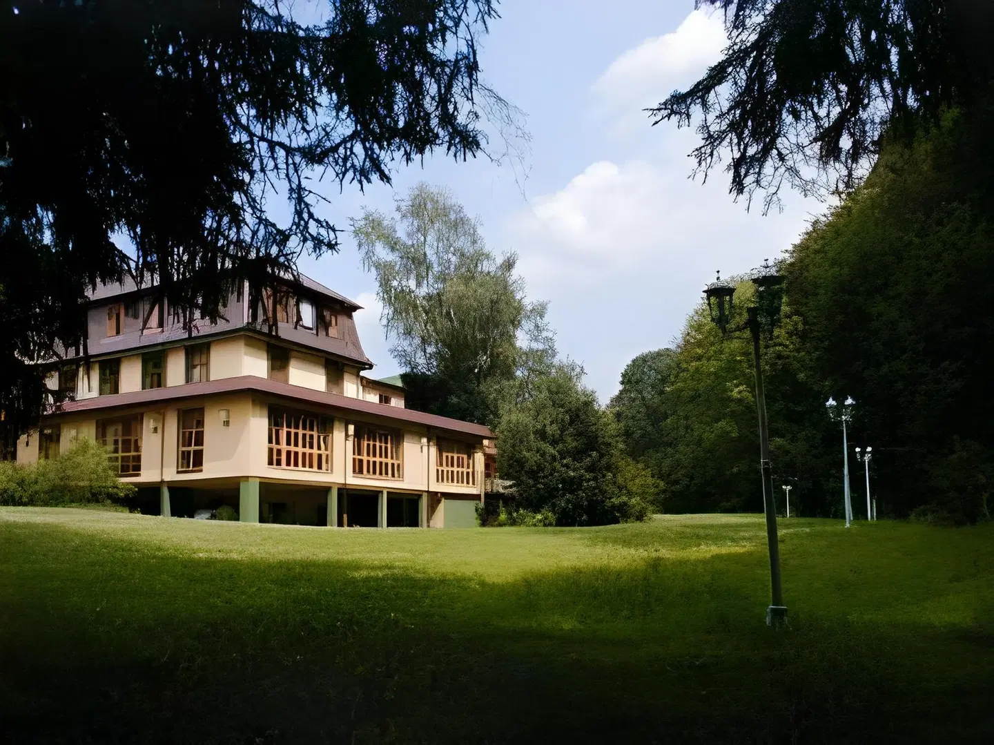 Scheid EXTERIOR