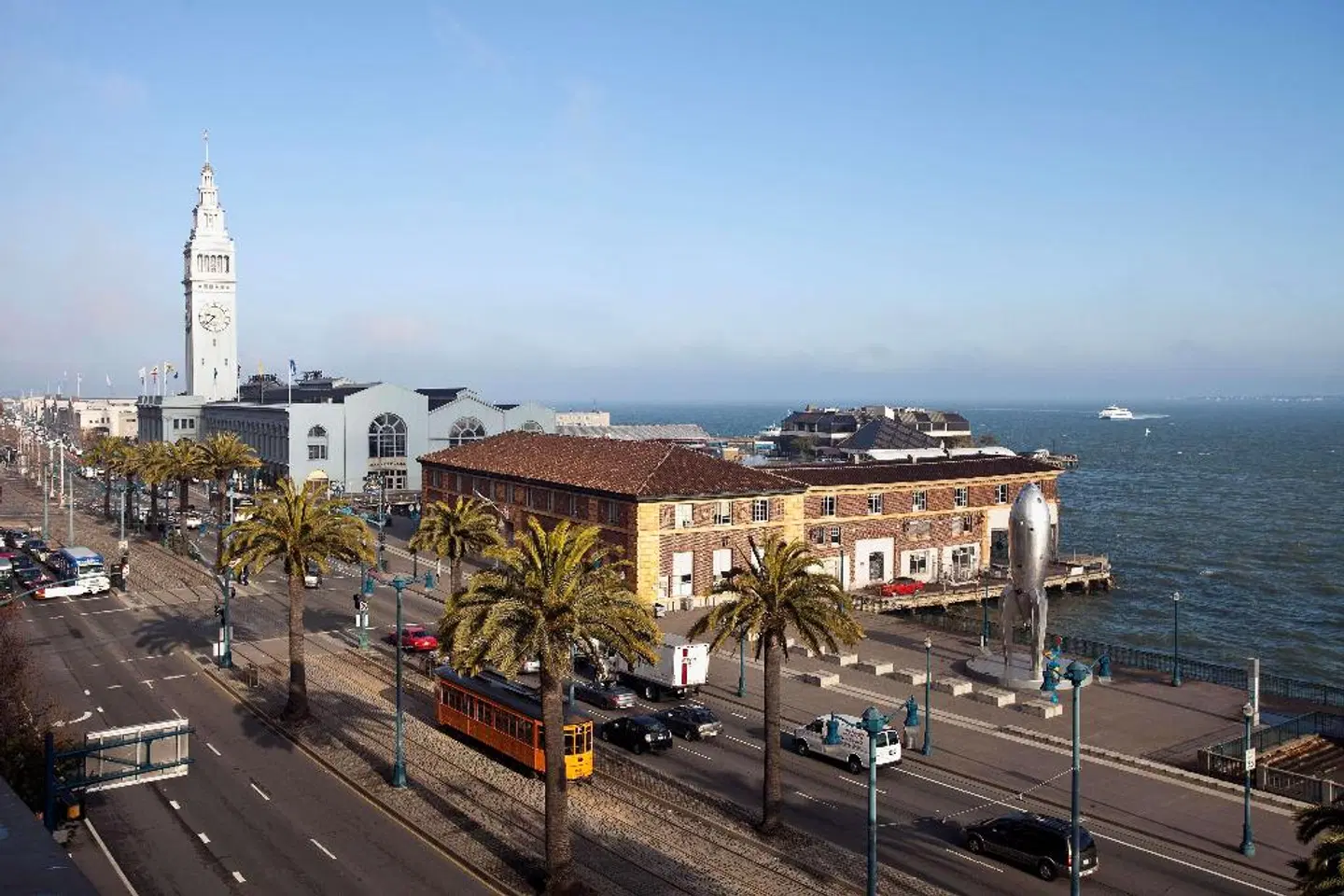 Griffon EXTERIOR