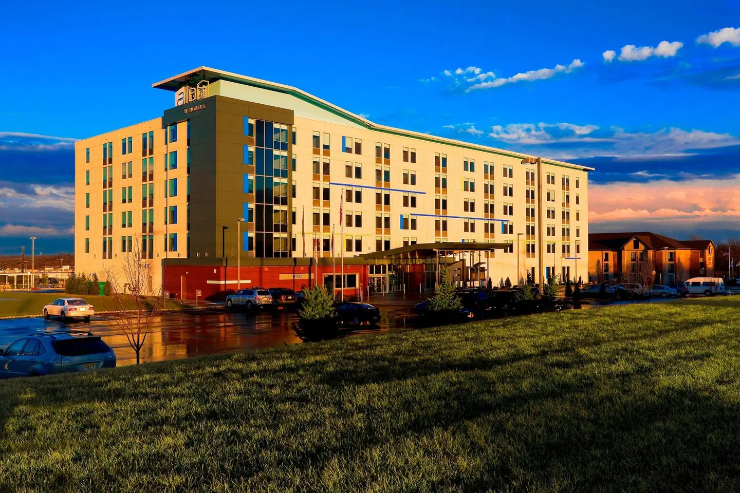 Aloft by Marriott Mount Laurel EXTERIOR