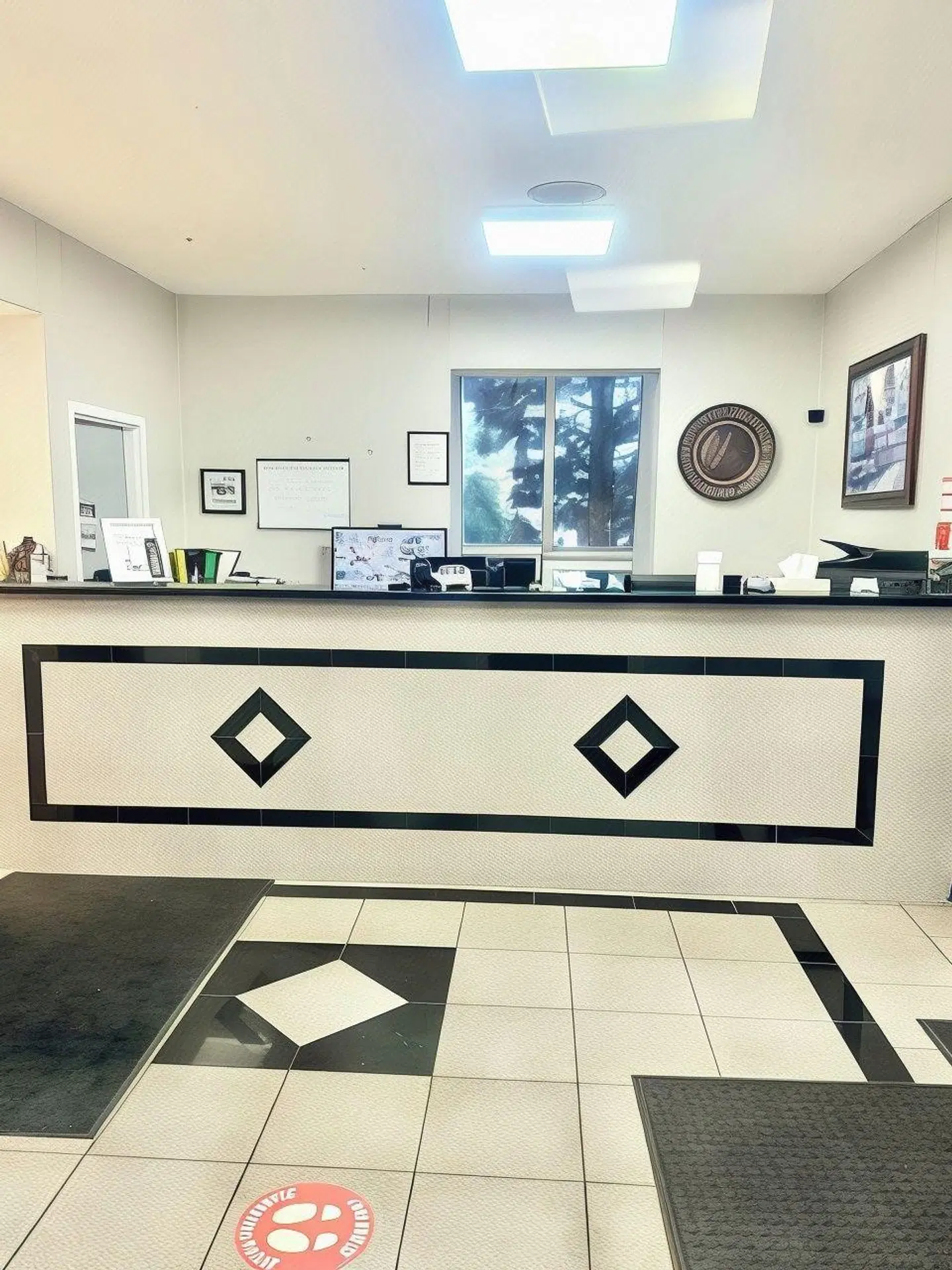 Niagara Lodge & Suites LOUNGE_LOBBY